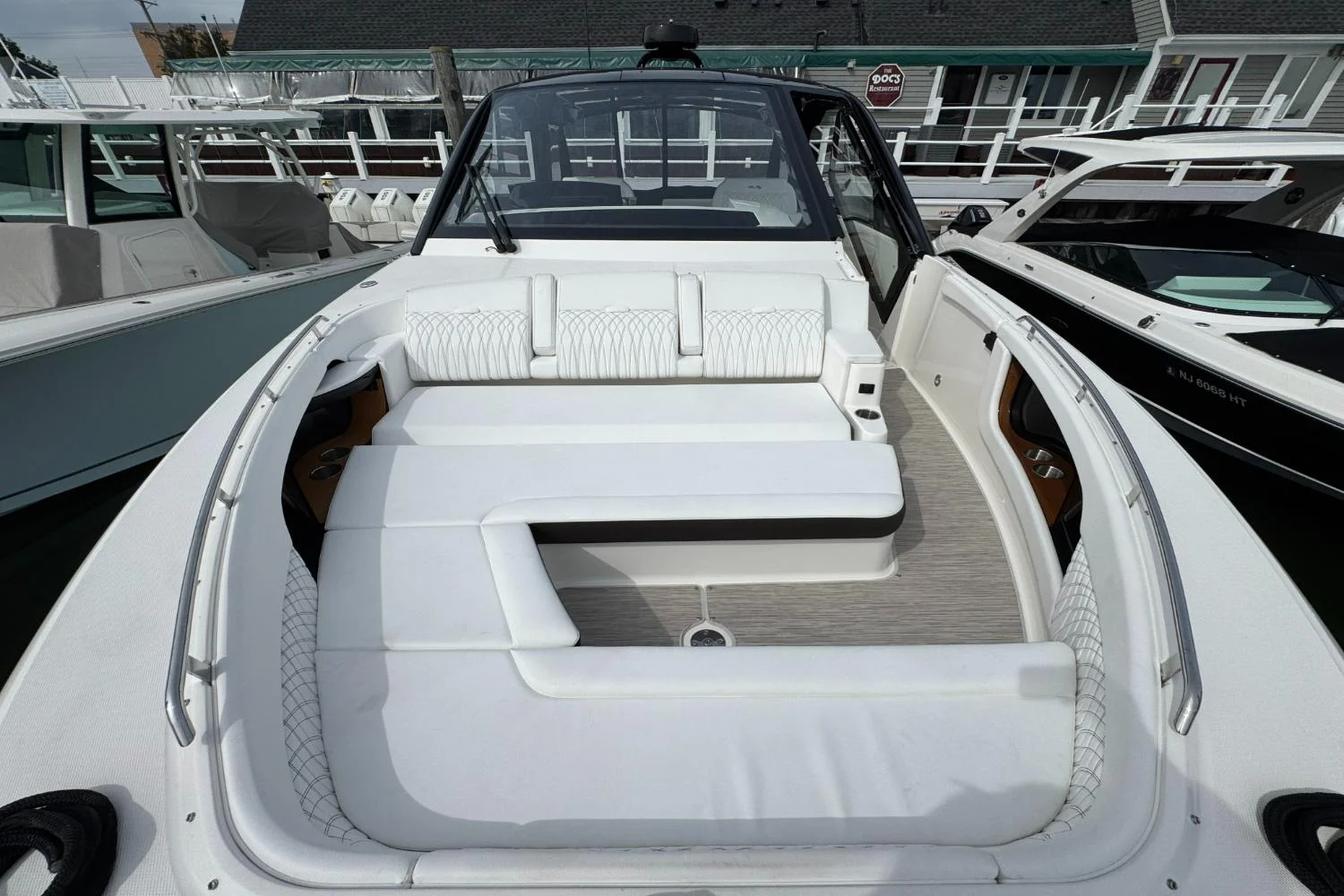 2026 Sea Ray Sundancer 370 Outboard Image Thumbnail #65