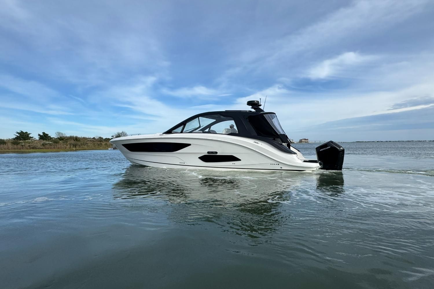 2026 Sea Ray Sundancer 370 Outboard Image Thumbnail #78