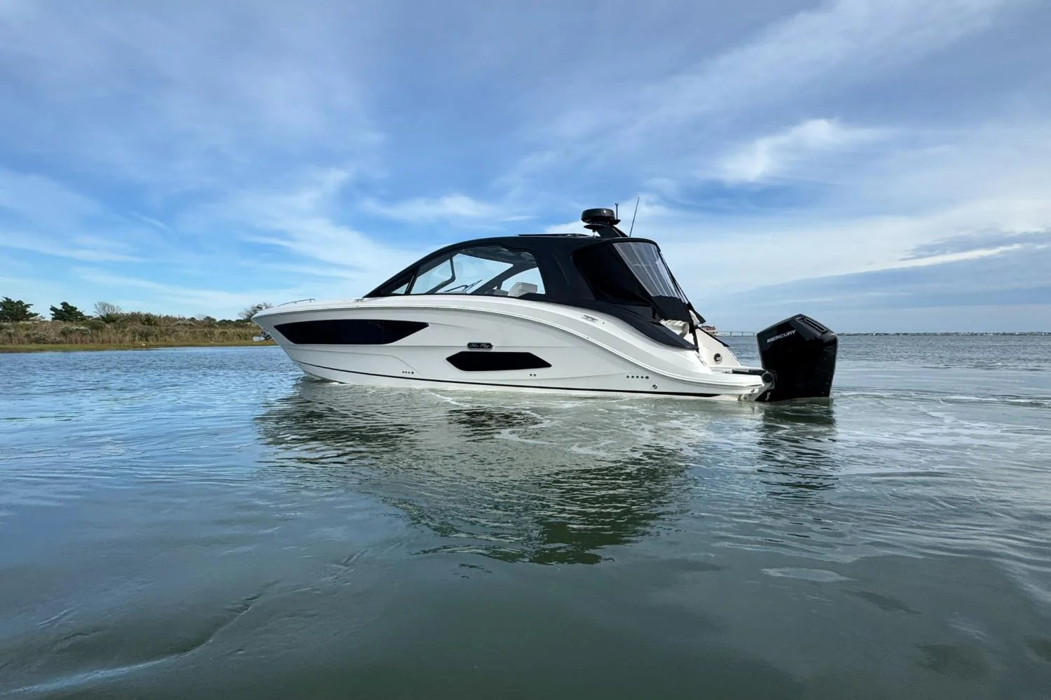 2026 Sea Ray Sundancer 370 Outboard Image Thumbnail #76
