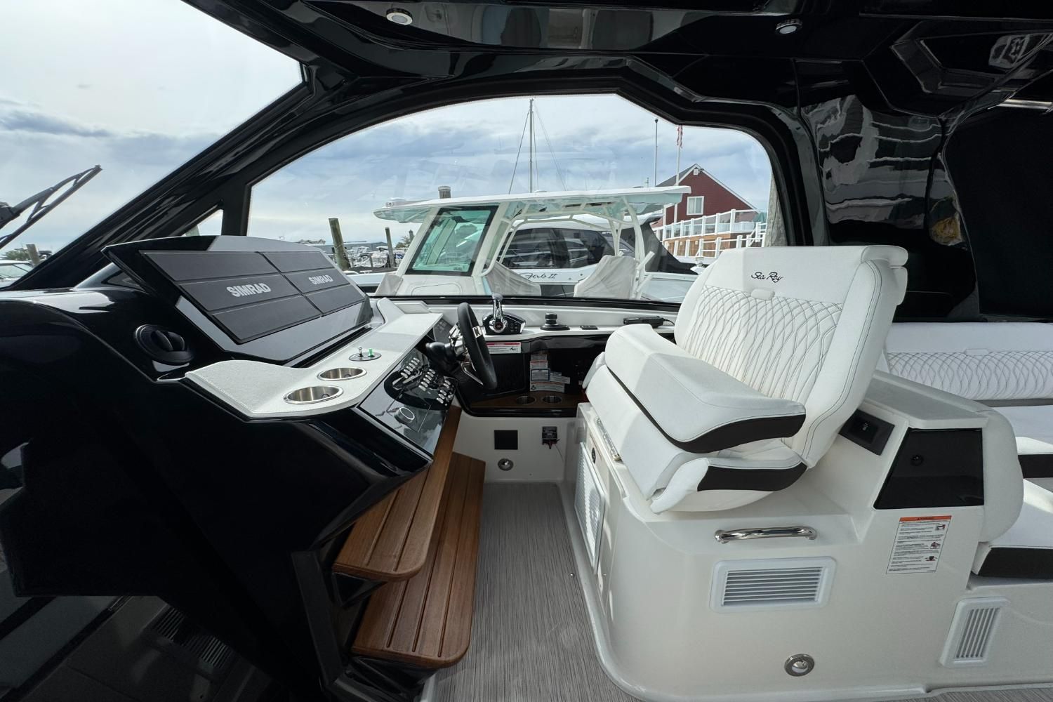 2026 Sea Ray Sundancer 370 Outboard Image Thumbnail #29