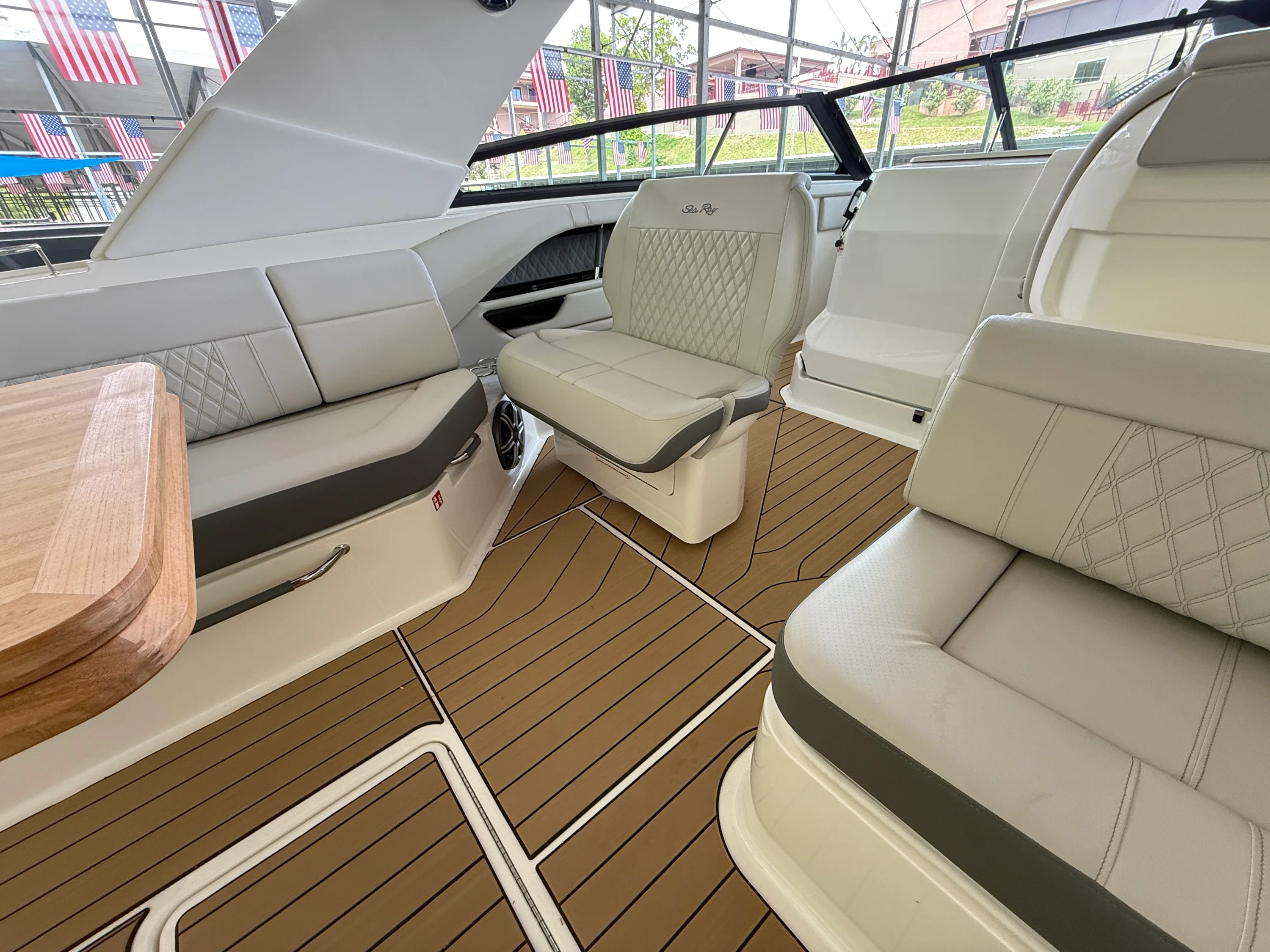 2026 Sea Ray SLX 400 Outboard Image Thumbnail #20