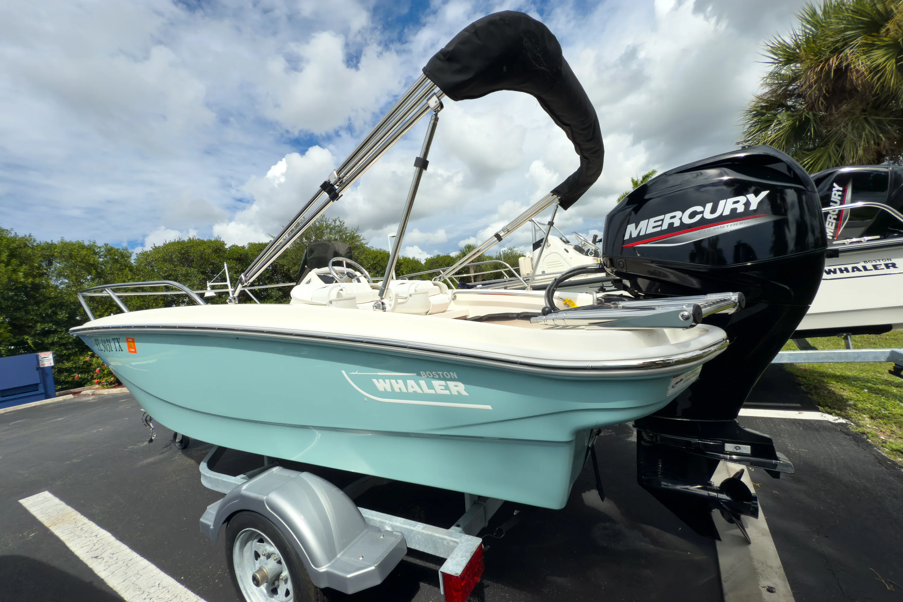 2025 Boston Whaler 130 Super Sport Image Thumbnail #1