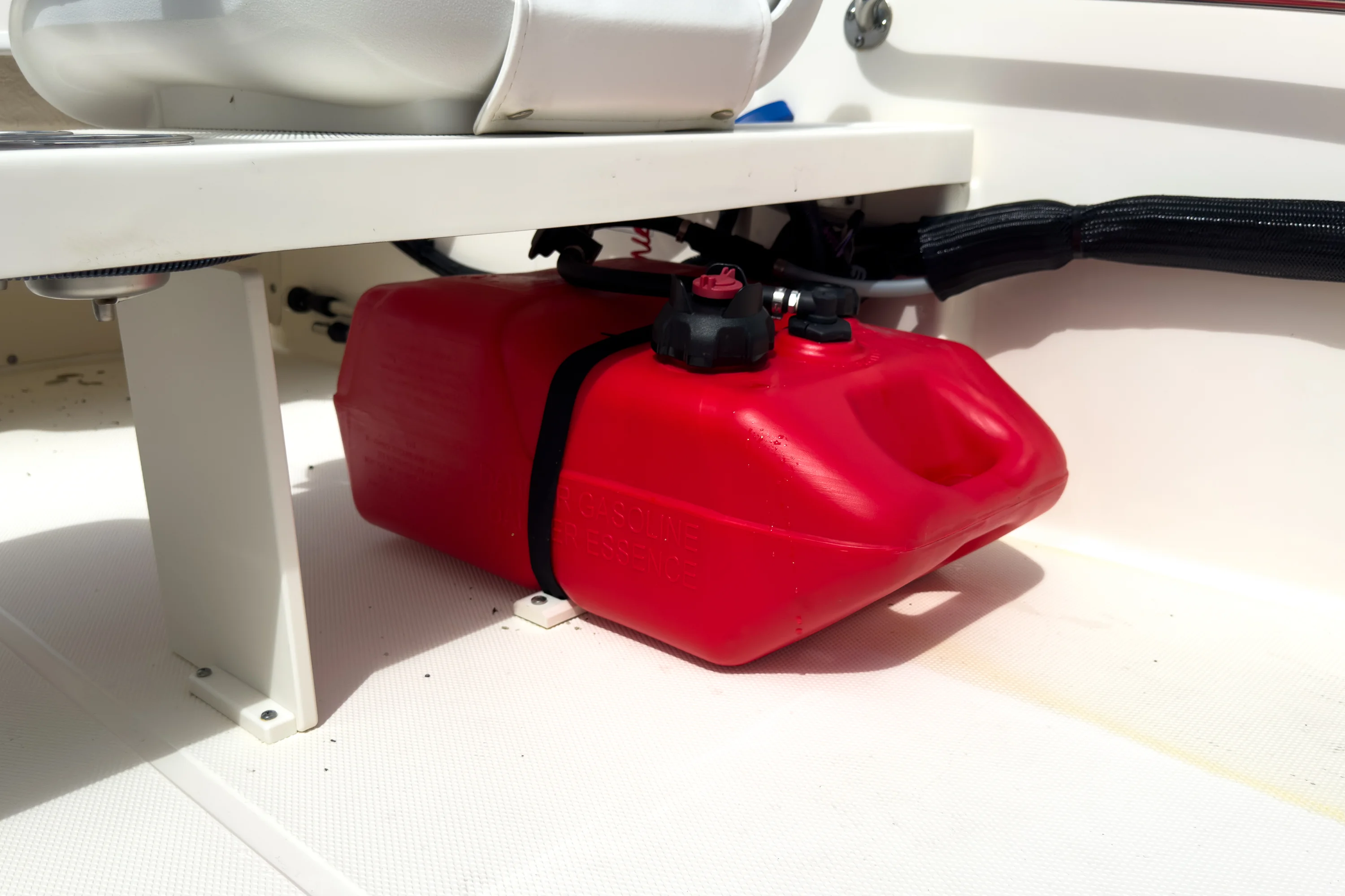 2025 Boston Whaler 130 Super Sport Image Thumbnail #5