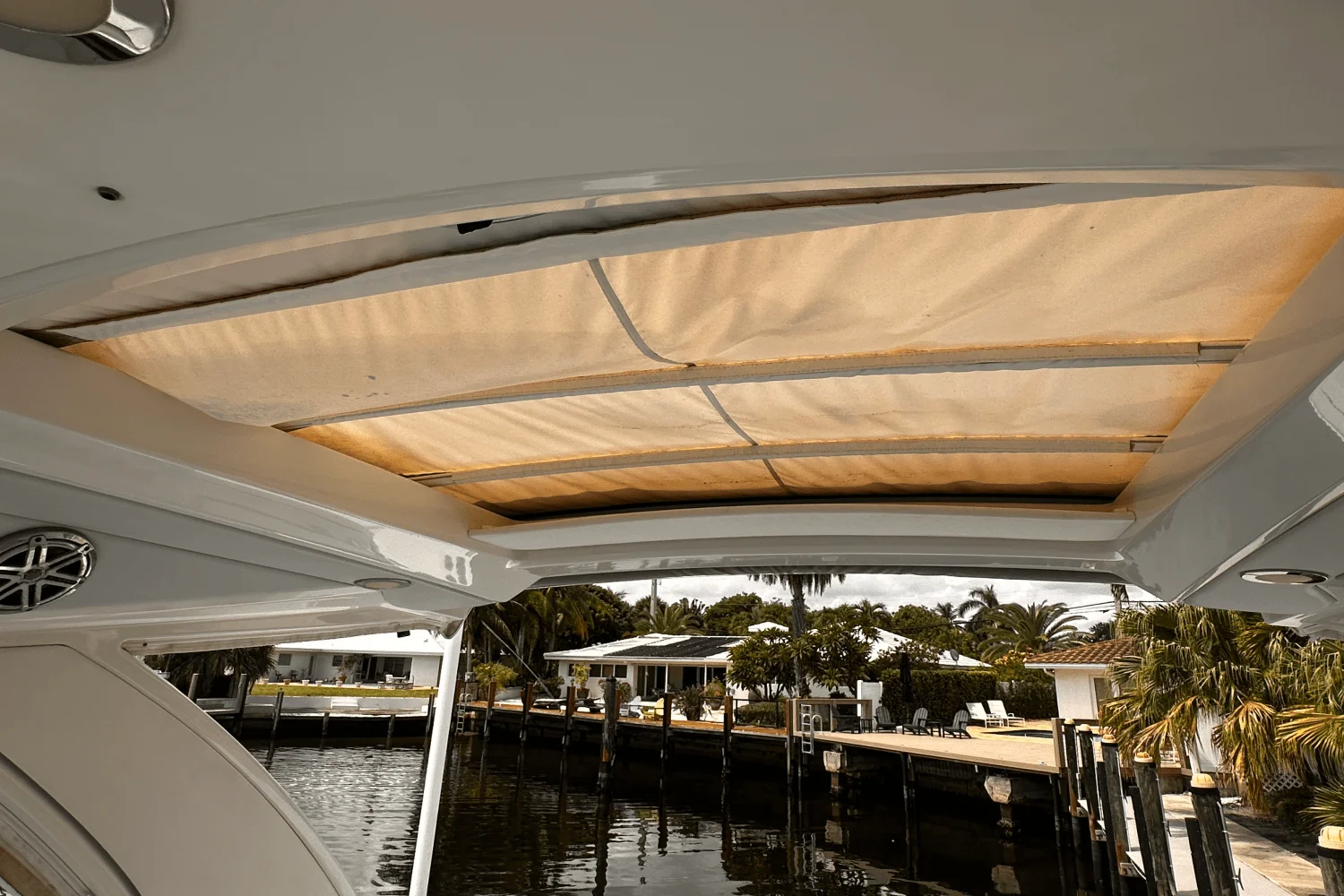 2020 Formula 330 CROSSOVER BOWRIDER Image Thumbnail #17