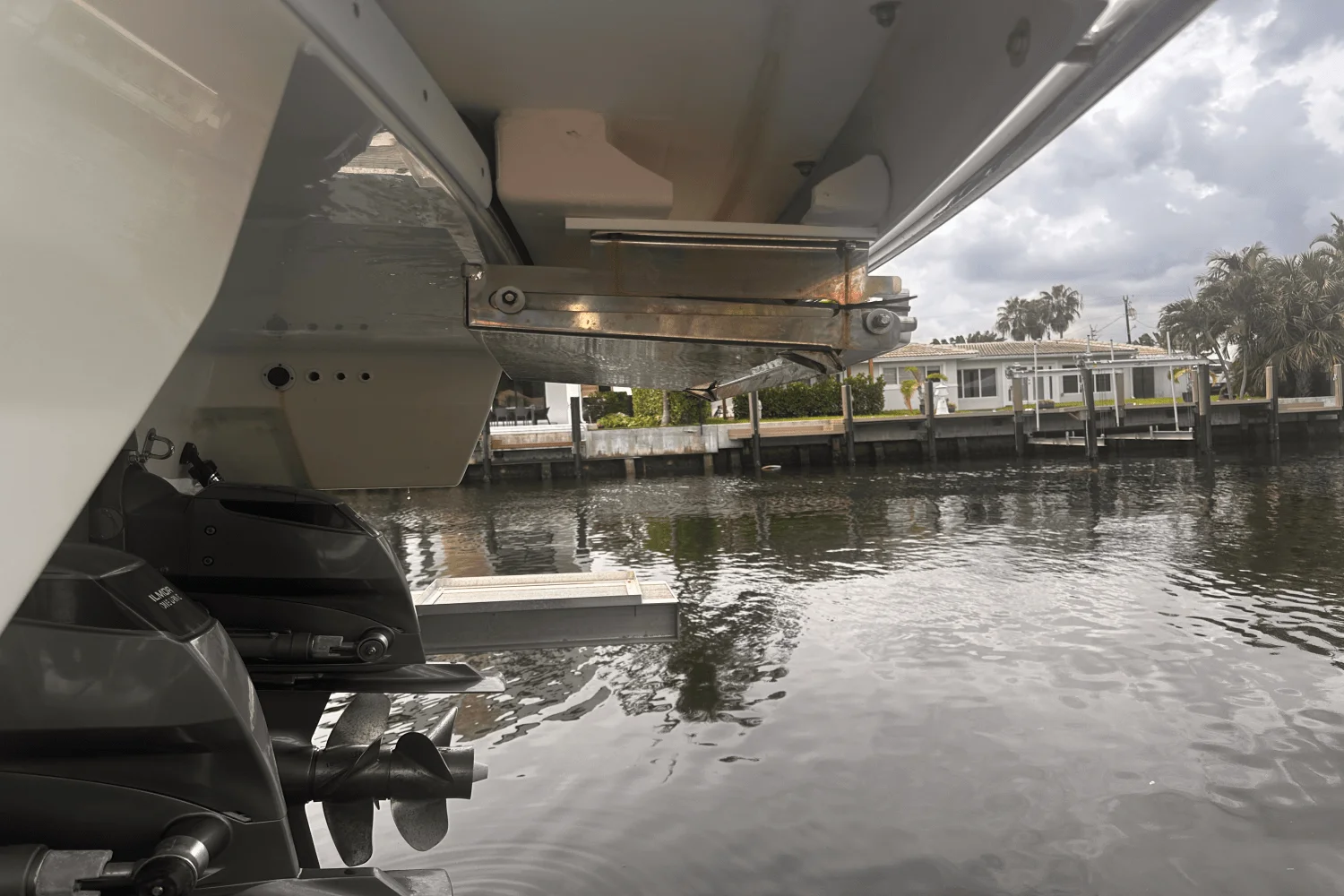 2020 Formula 330 CROSSOVER BOWRIDER Image Thumbnail #4