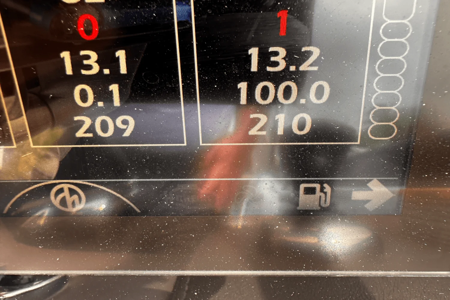 2020 Formula 330 CROSSOVER BOWRIDER Image Thumbnail #31