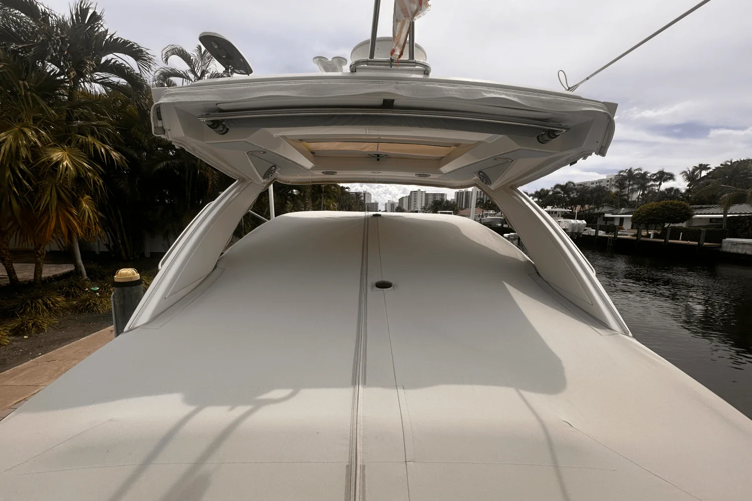 2020 Formula 330 CROSSOVER BOWRIDER Image Thumbnail #5