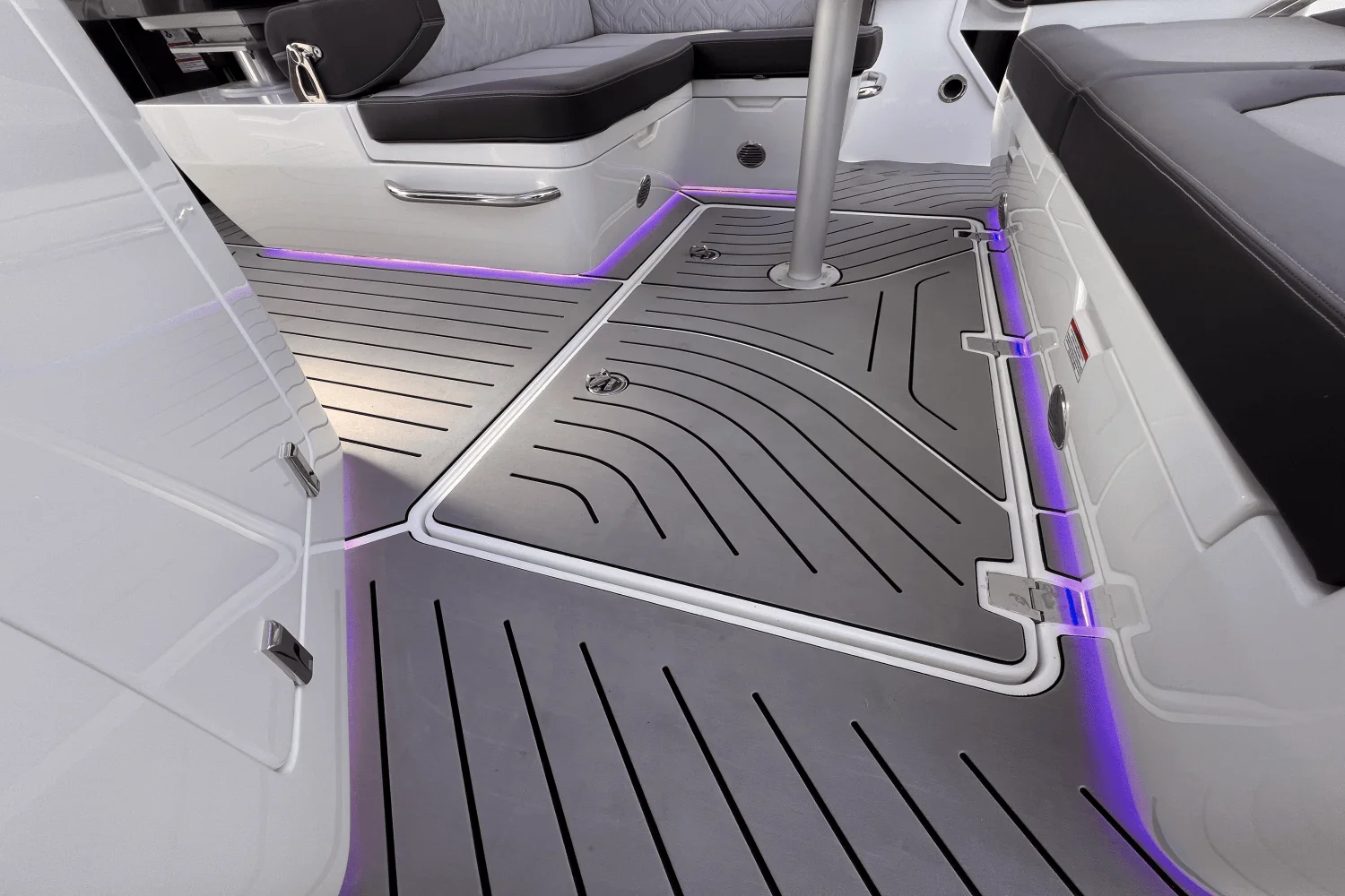 2023 Galeon 325 GTO Image Thumbnail #9