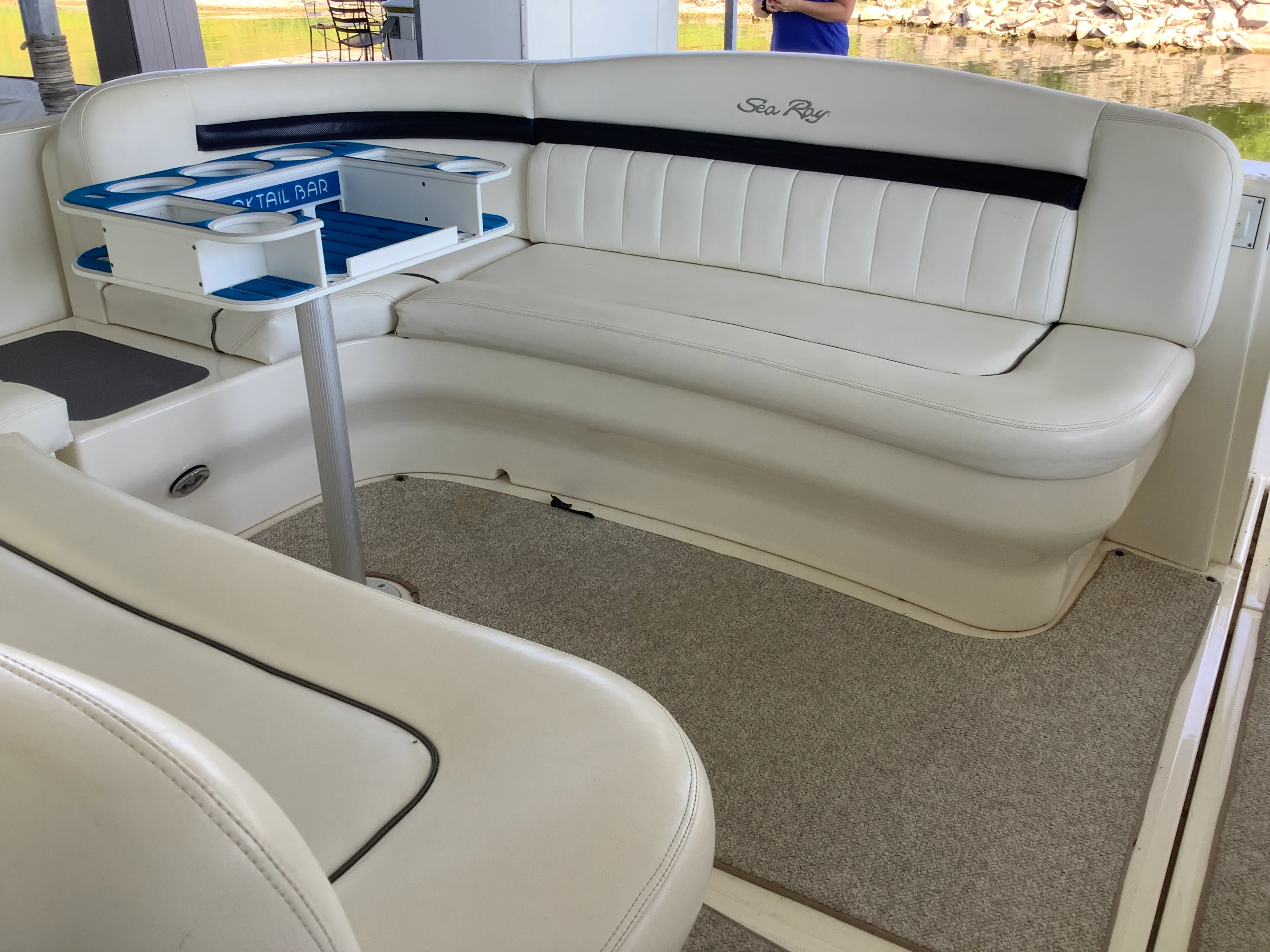 2004 Sea Ray 390 SUNDANCER Image Thumbnail #15