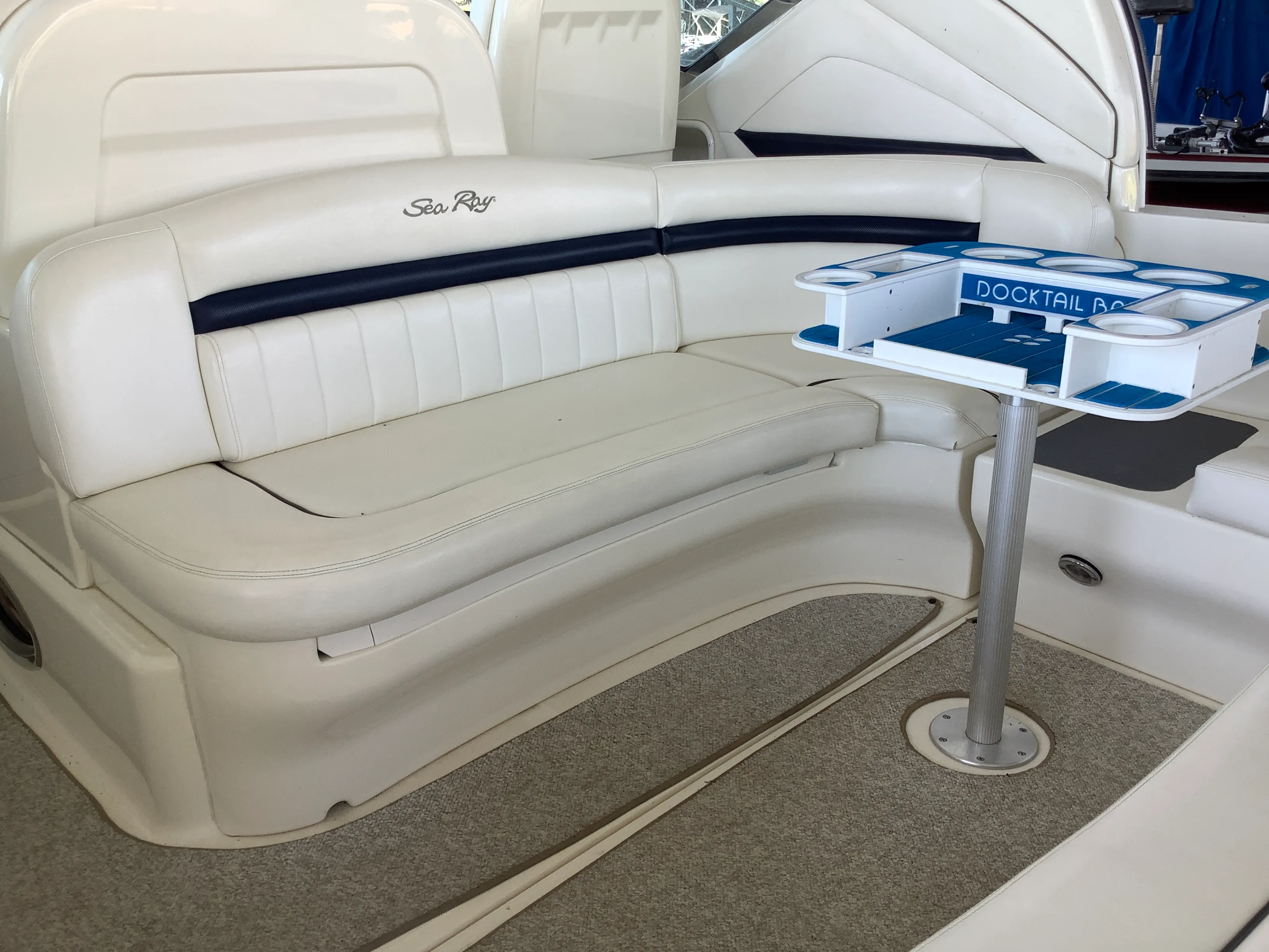 2004 Sea Ray 390 SUNDANCER Image Thumbnail #16