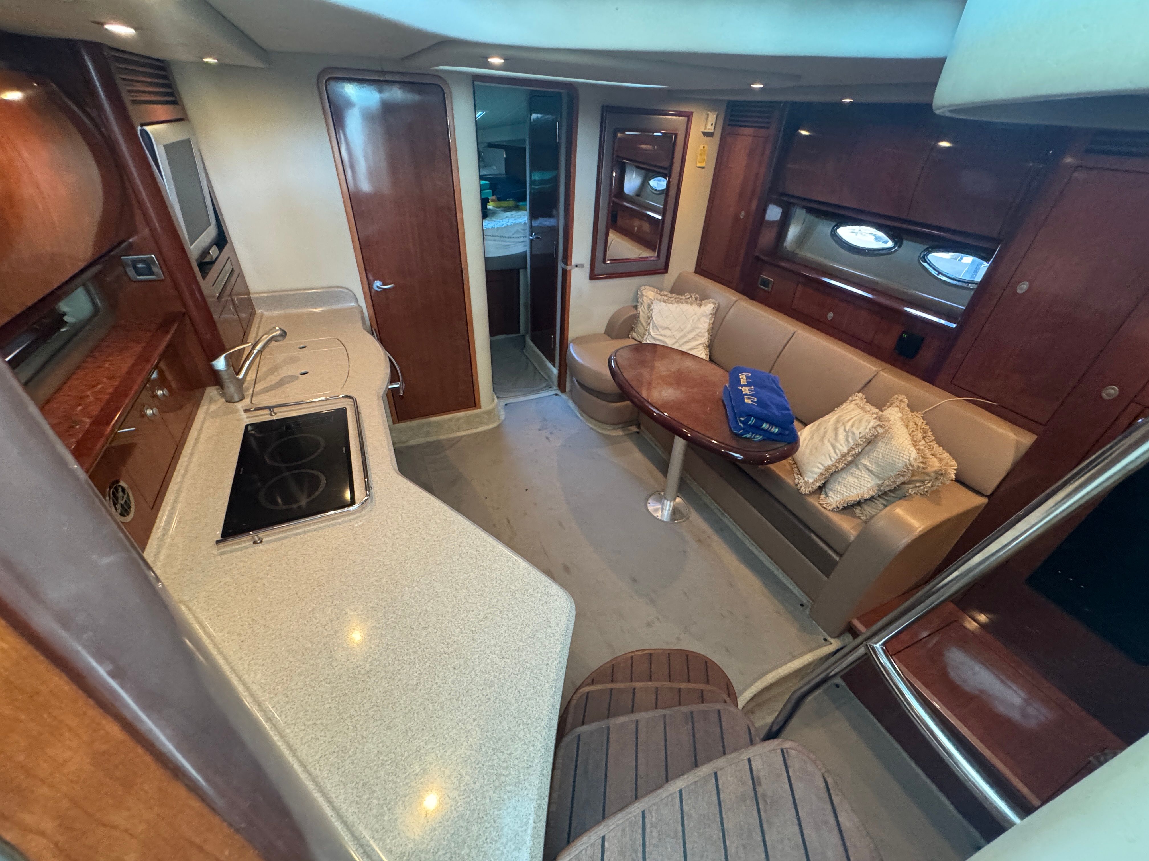 2004 Sea Ray 390 SUNDANCER Image Thumbnail #46