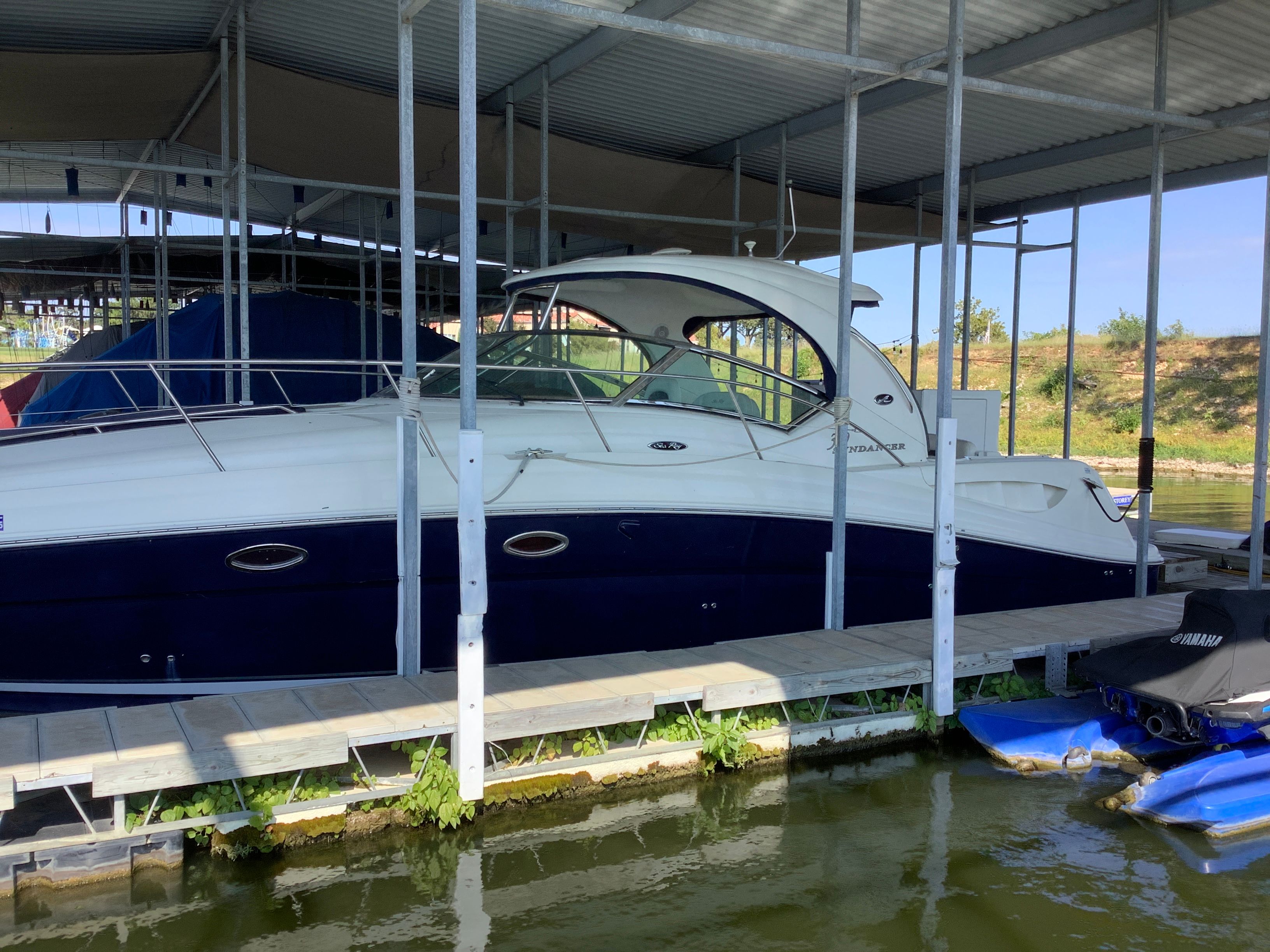 2004 Sea Ray 390 SUNDANCER Image Thumbnail #10