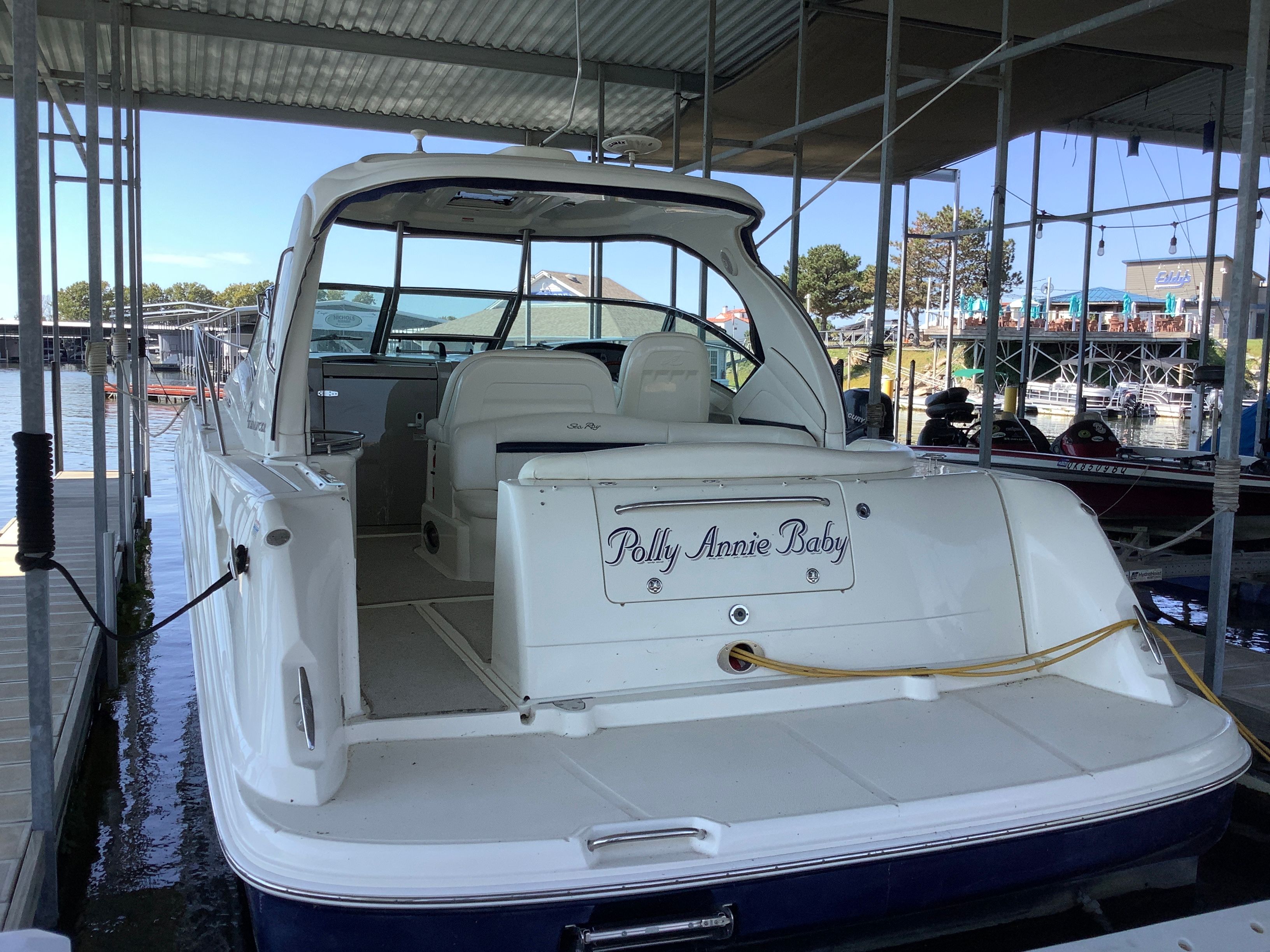 2004 Sea Ray 390 SUNDANCER Image Thumbnail #6