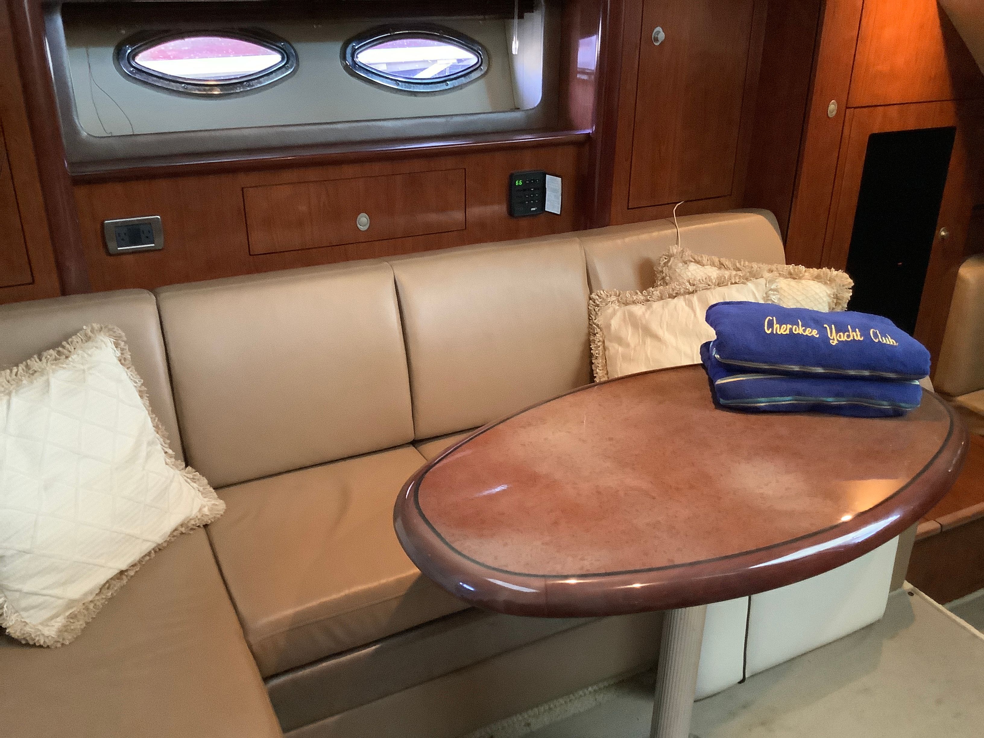 2004 Sea Ray 390 SUNDANCER Image Thumbnail #29