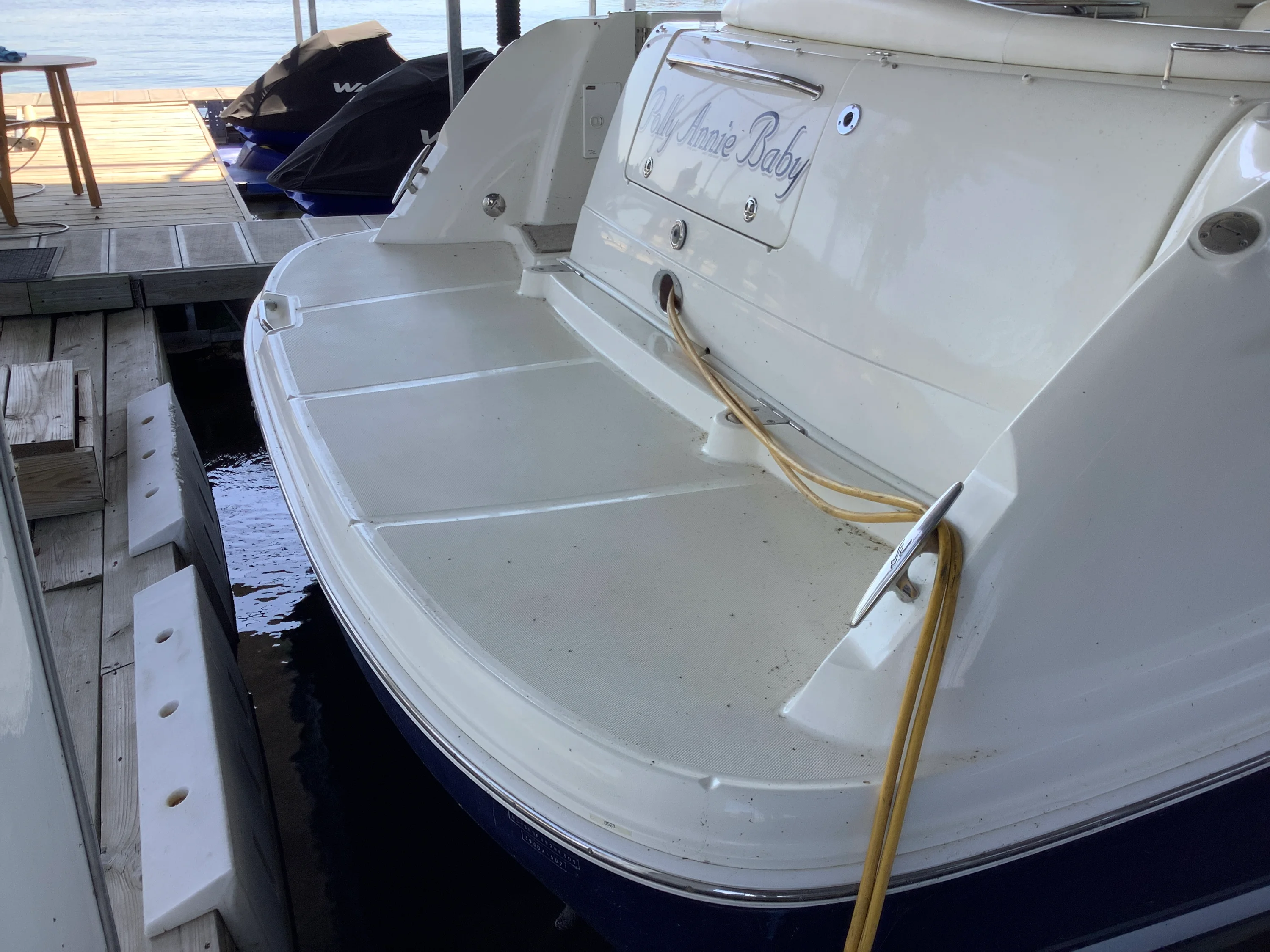 2004 Sea Ray 390 SUNDANCER Image Thumbnail #12