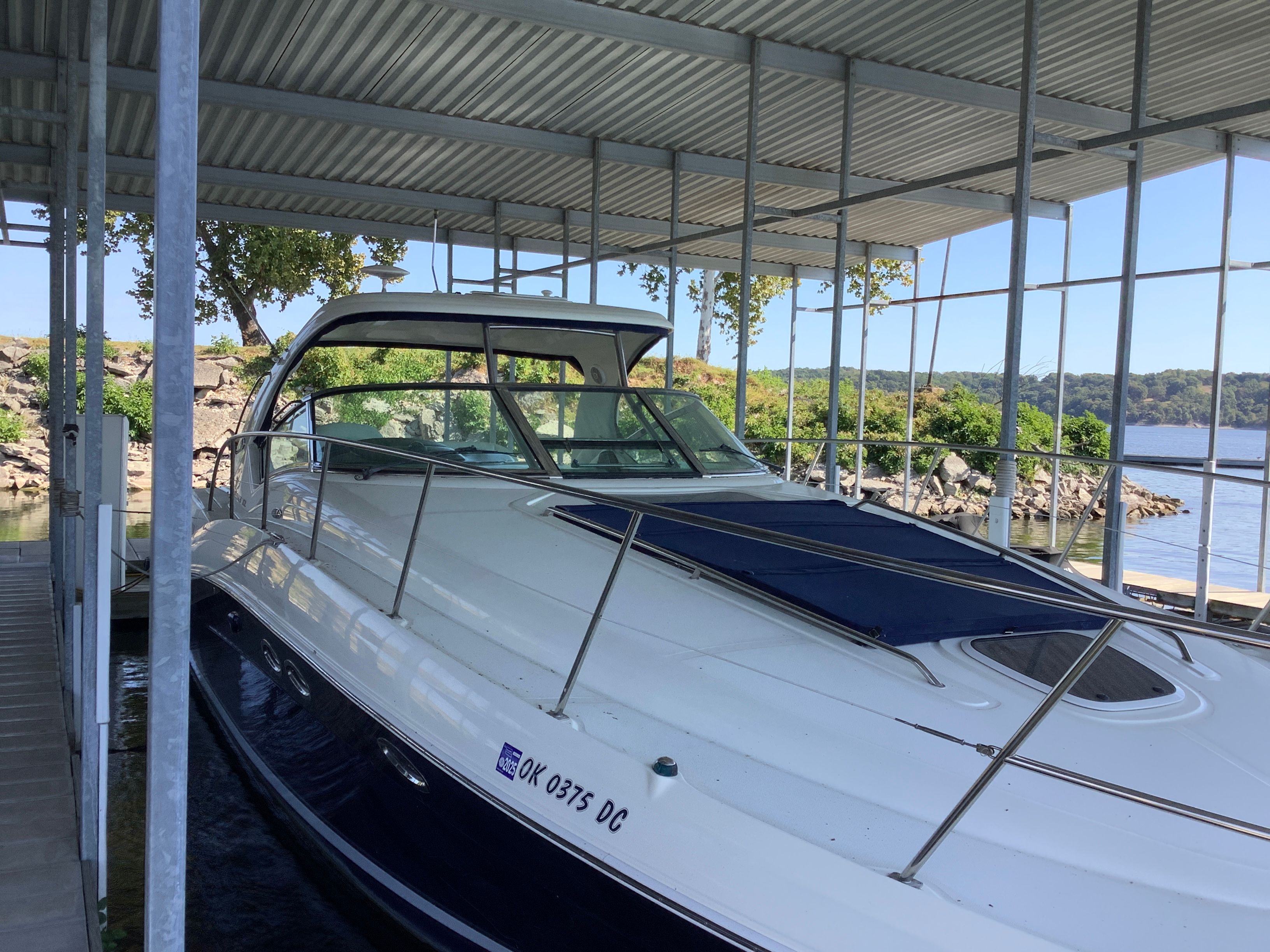 2004 Sea Ray 390 SUNDANCER Image Thumbnail #9