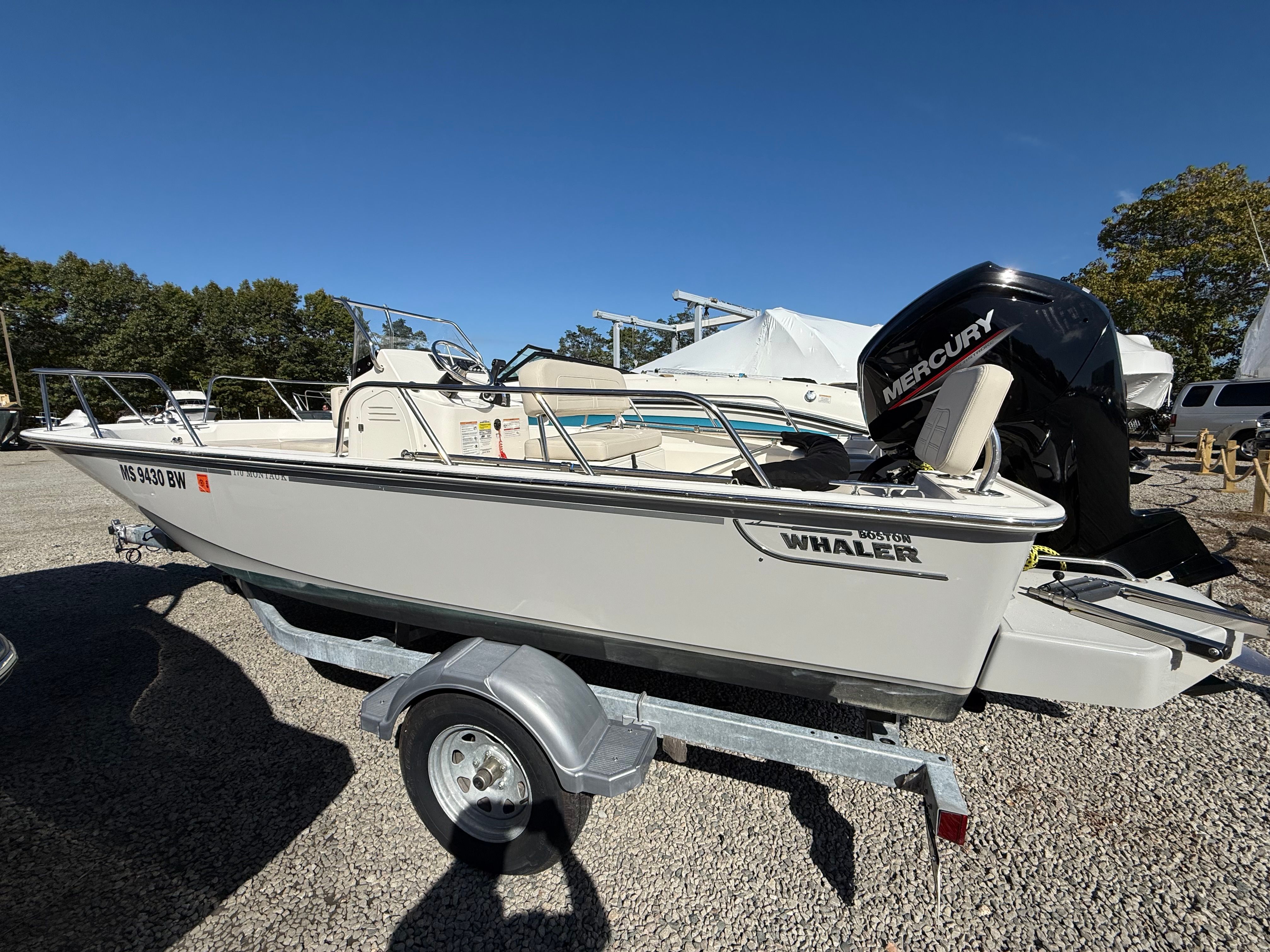 2024 Boston Whaler 170 MONTAUK Image Thumbnail #0