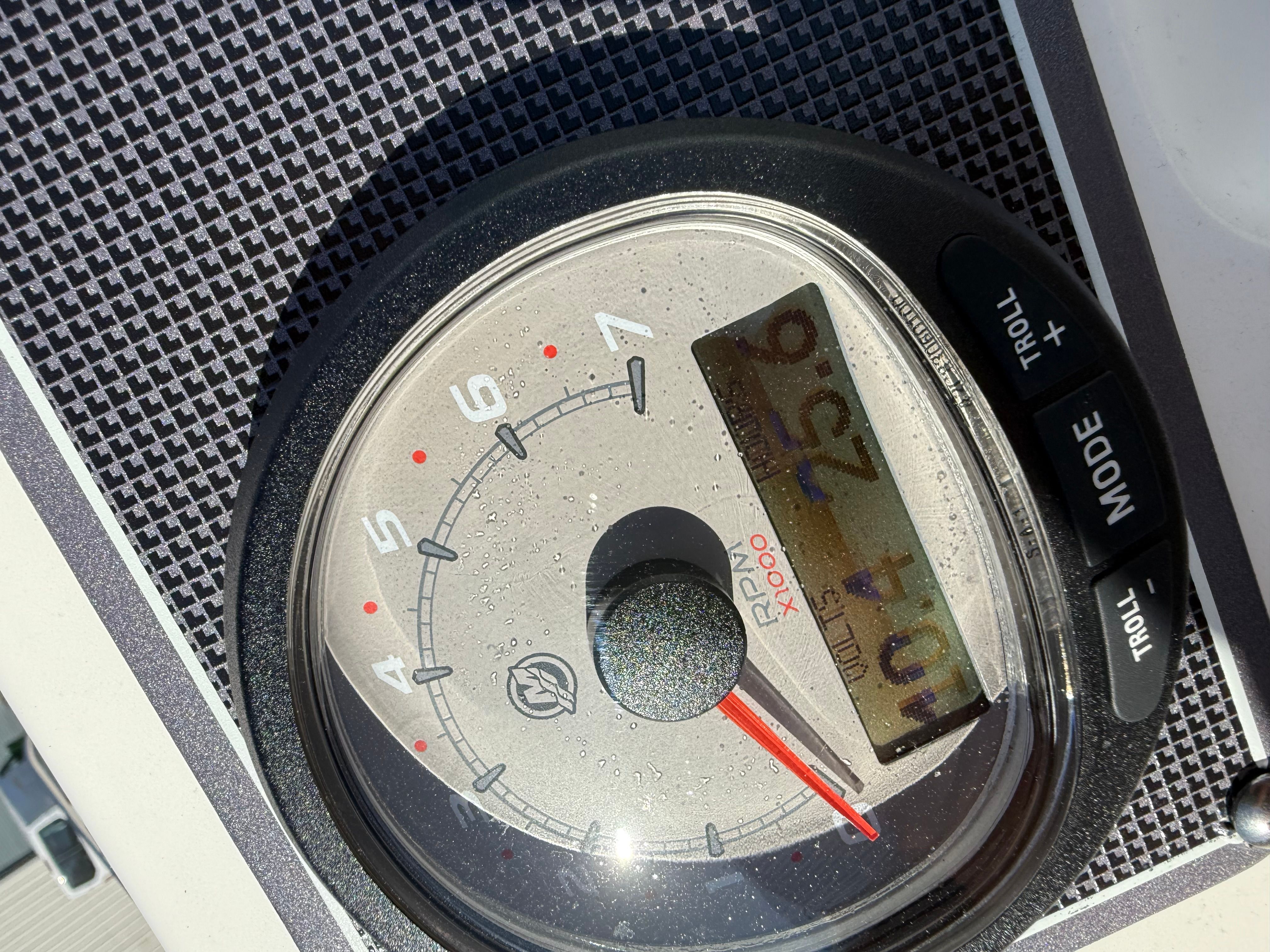 2024 Boston Whaler 170 MONTAUK Image Thumbnail #10