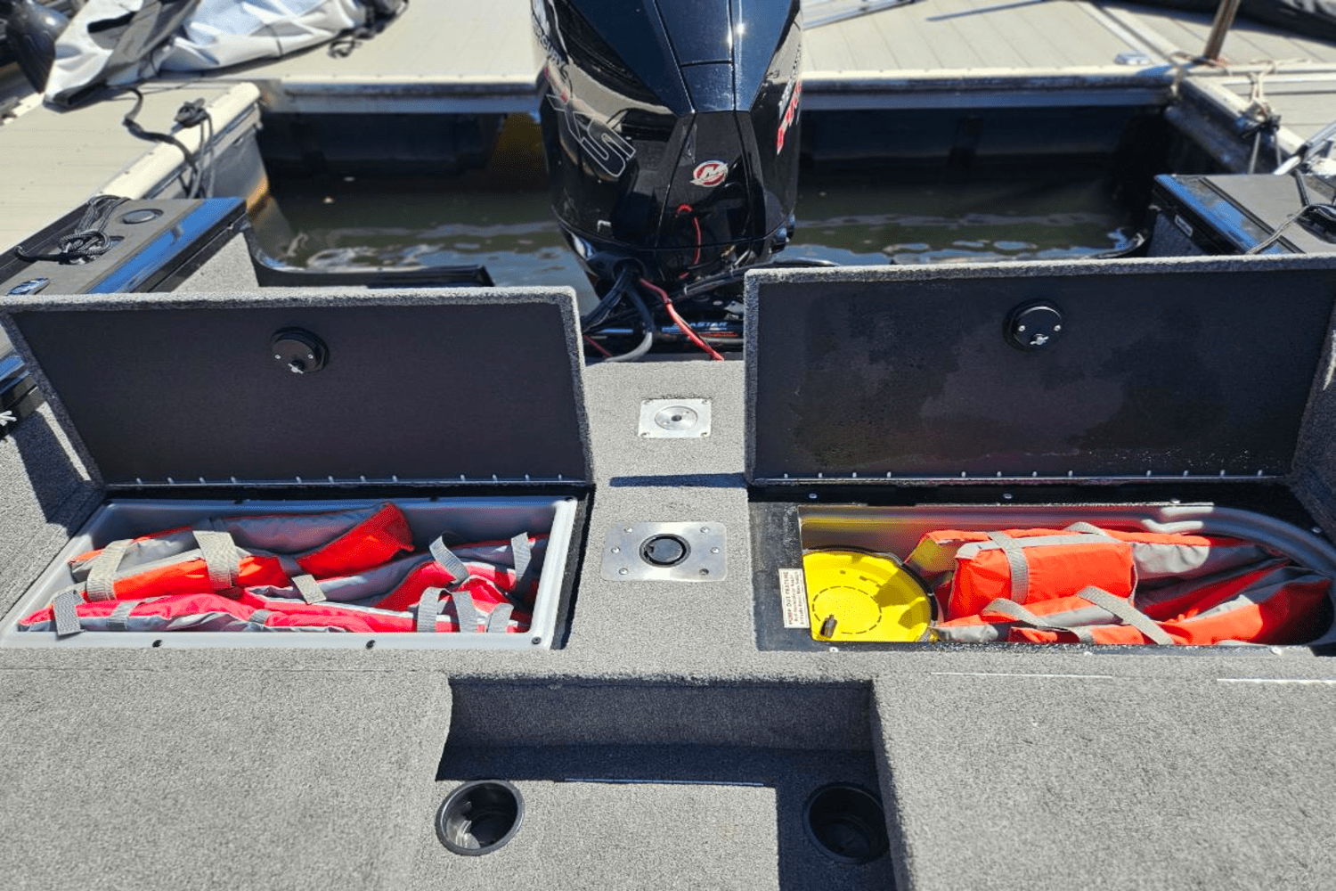 2024 Sun Tracker TARGA V 18 Image Thumbnail #24