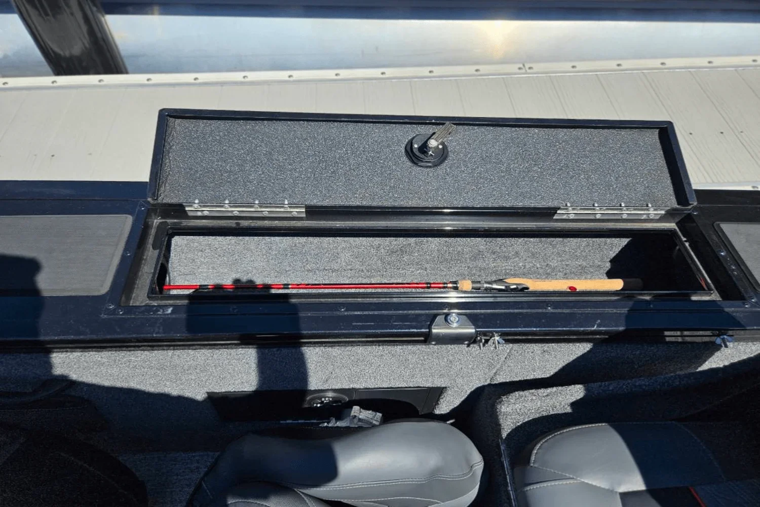 2024 Tracker TARGA V 18 Image Thumbnail #27