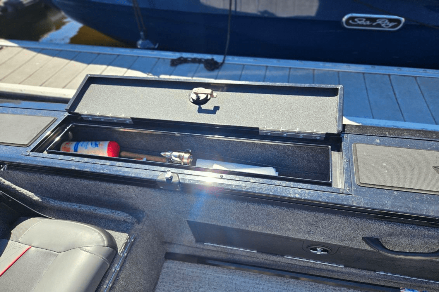 2024 Sun Tracker TARGA V 18 Image Thumbnail #26