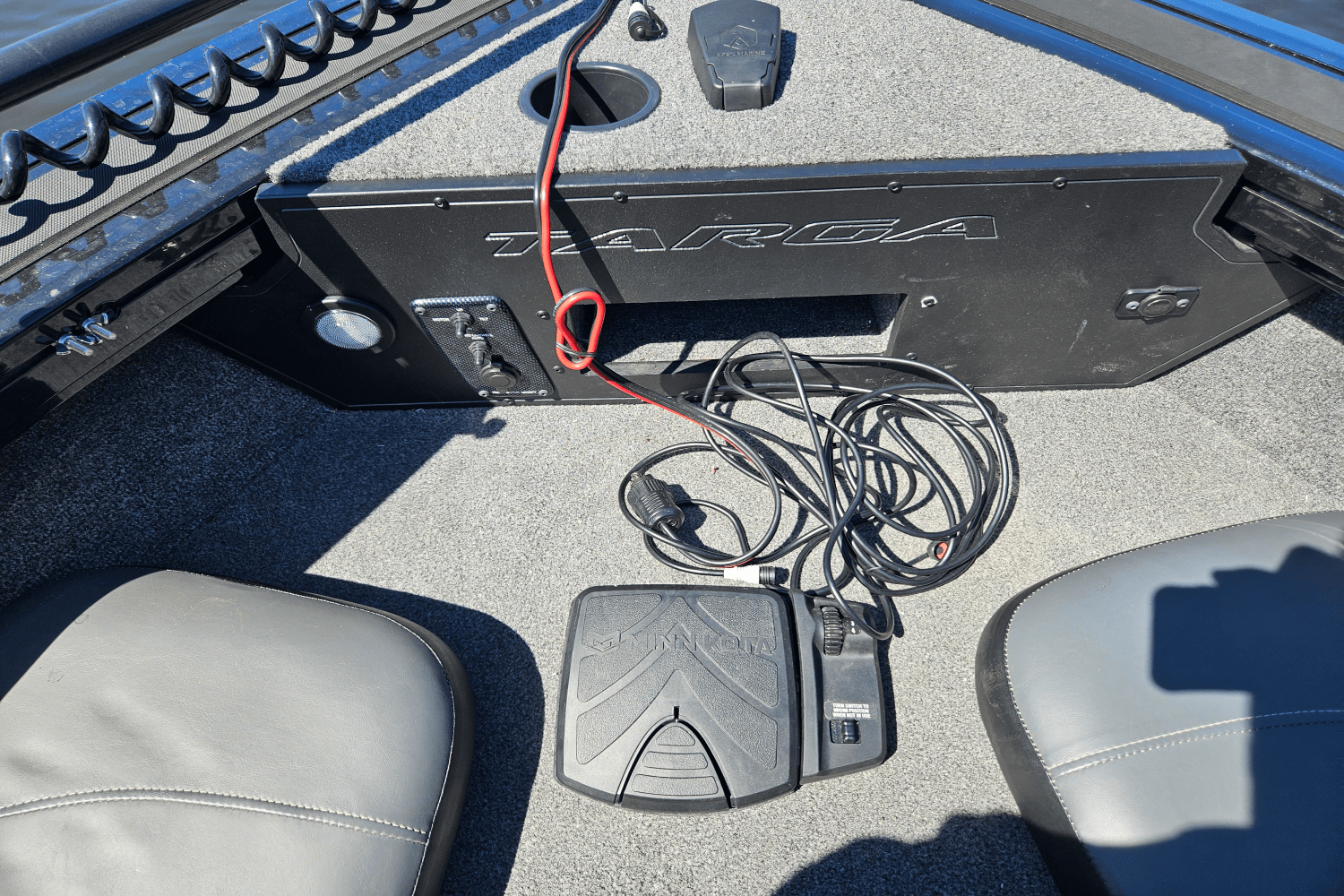 2024 Sun Tracker TARGA V 18 Image Thumbnail #35