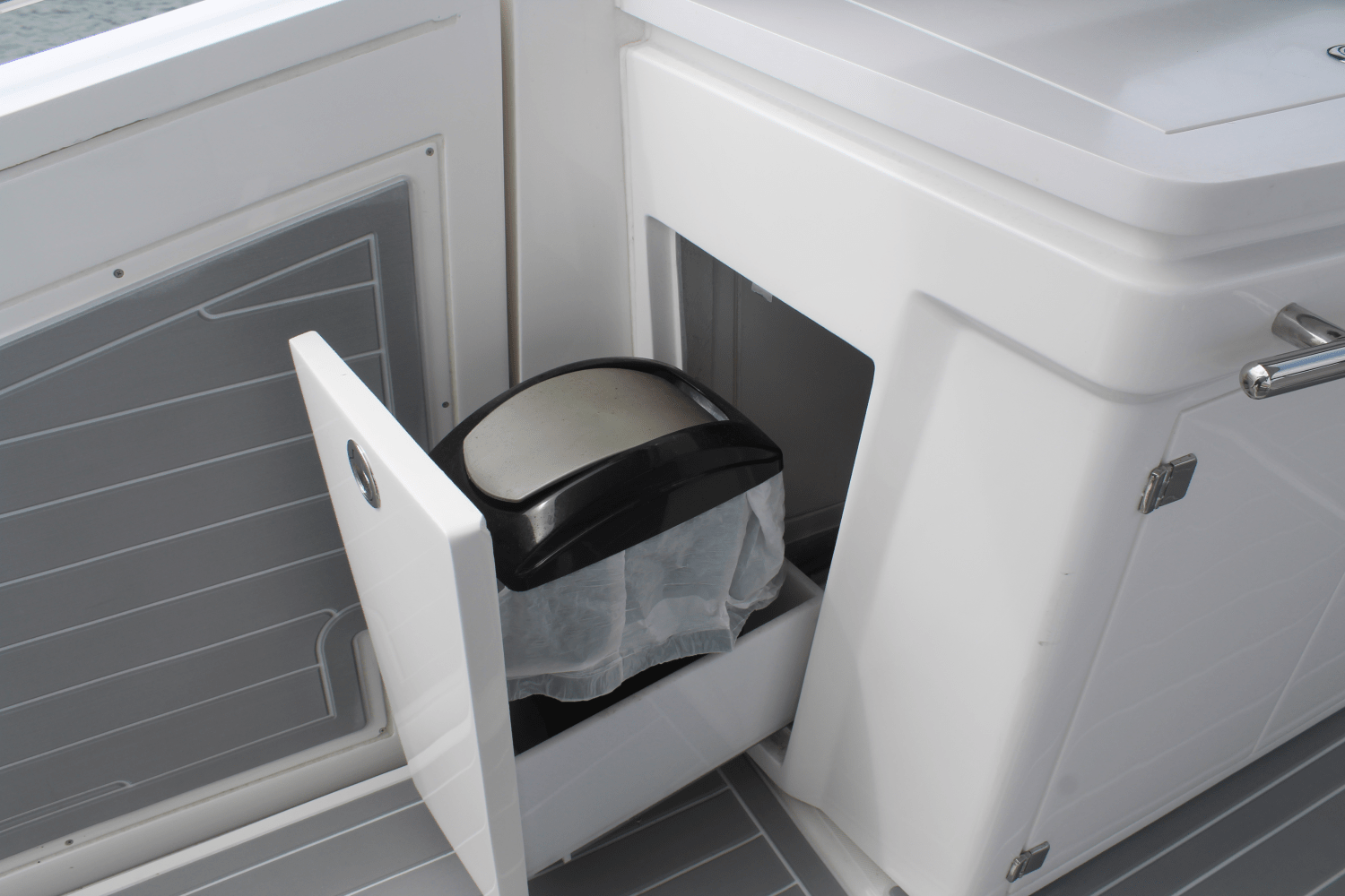 2024 Schaefer 375 Image Thumbnail #33