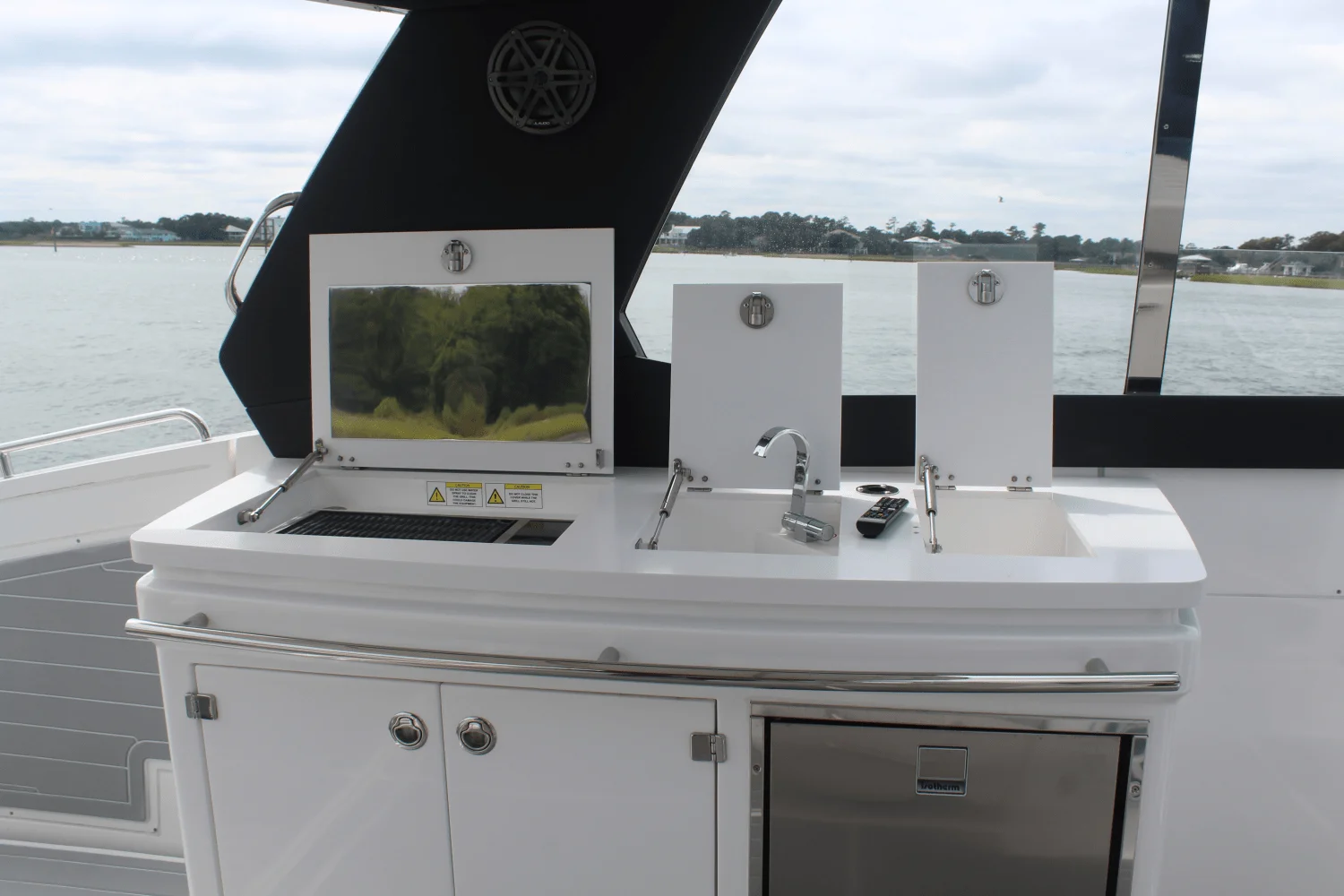 2024 Schaefer 375 Image Thumbnail #73