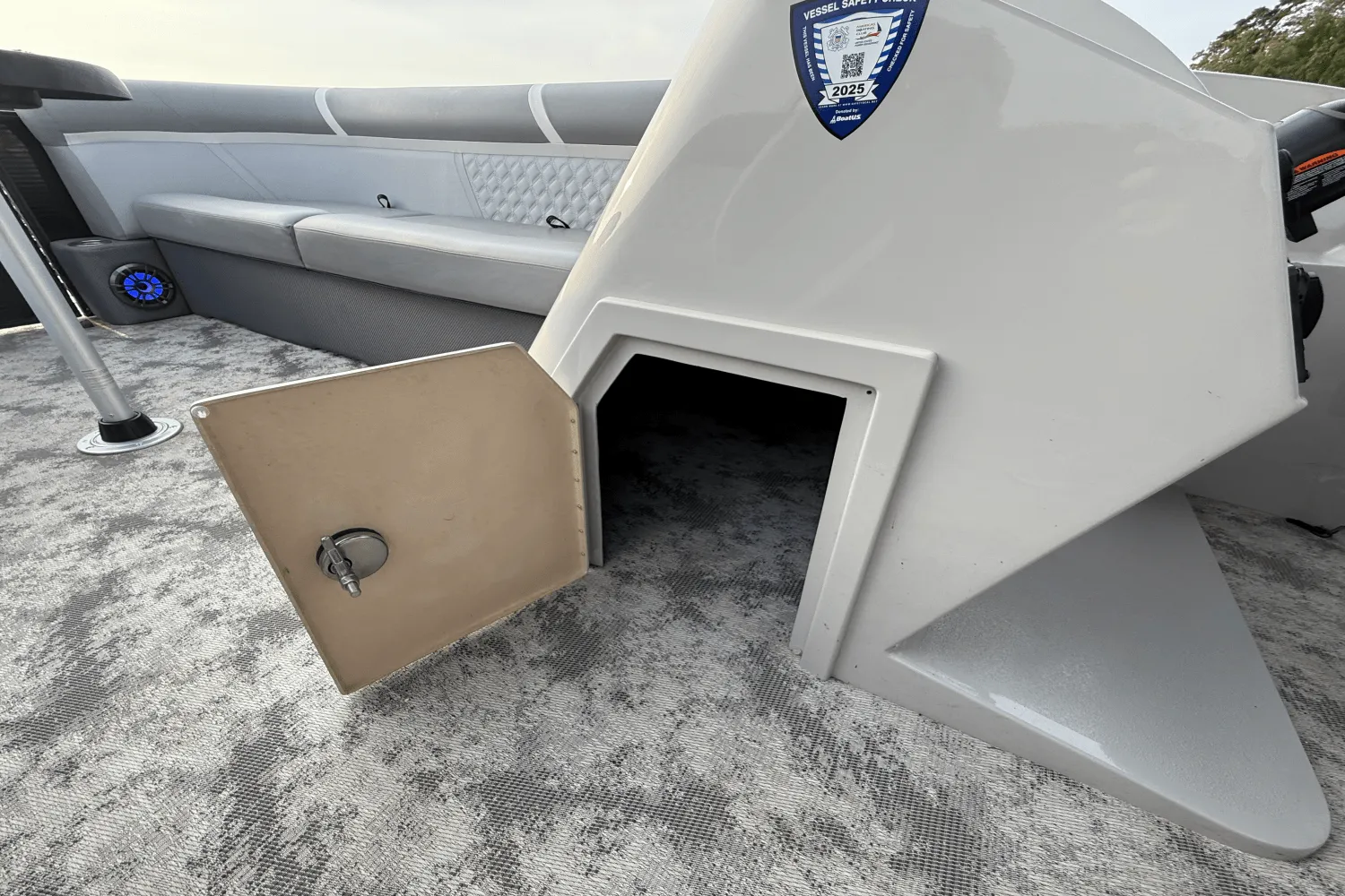 2023 Crest 240 CLASSIC DLX Image Thumbnail #19