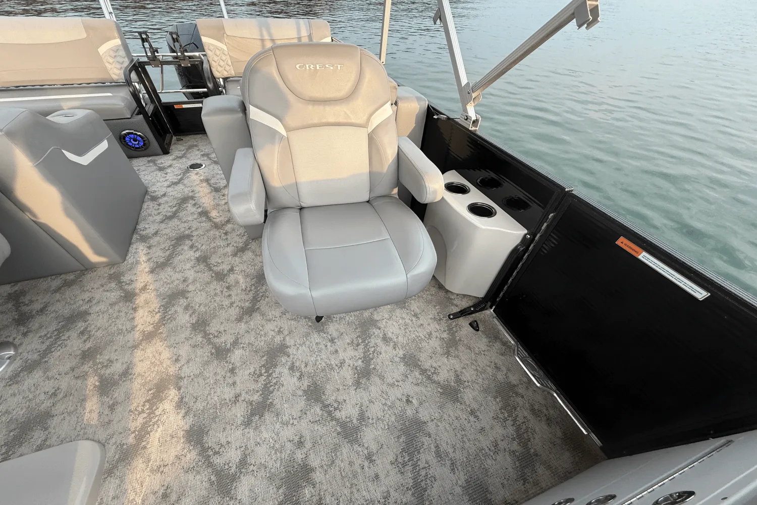2023 Crest 240 CLASSIC DLX Image Thumbnail #31
