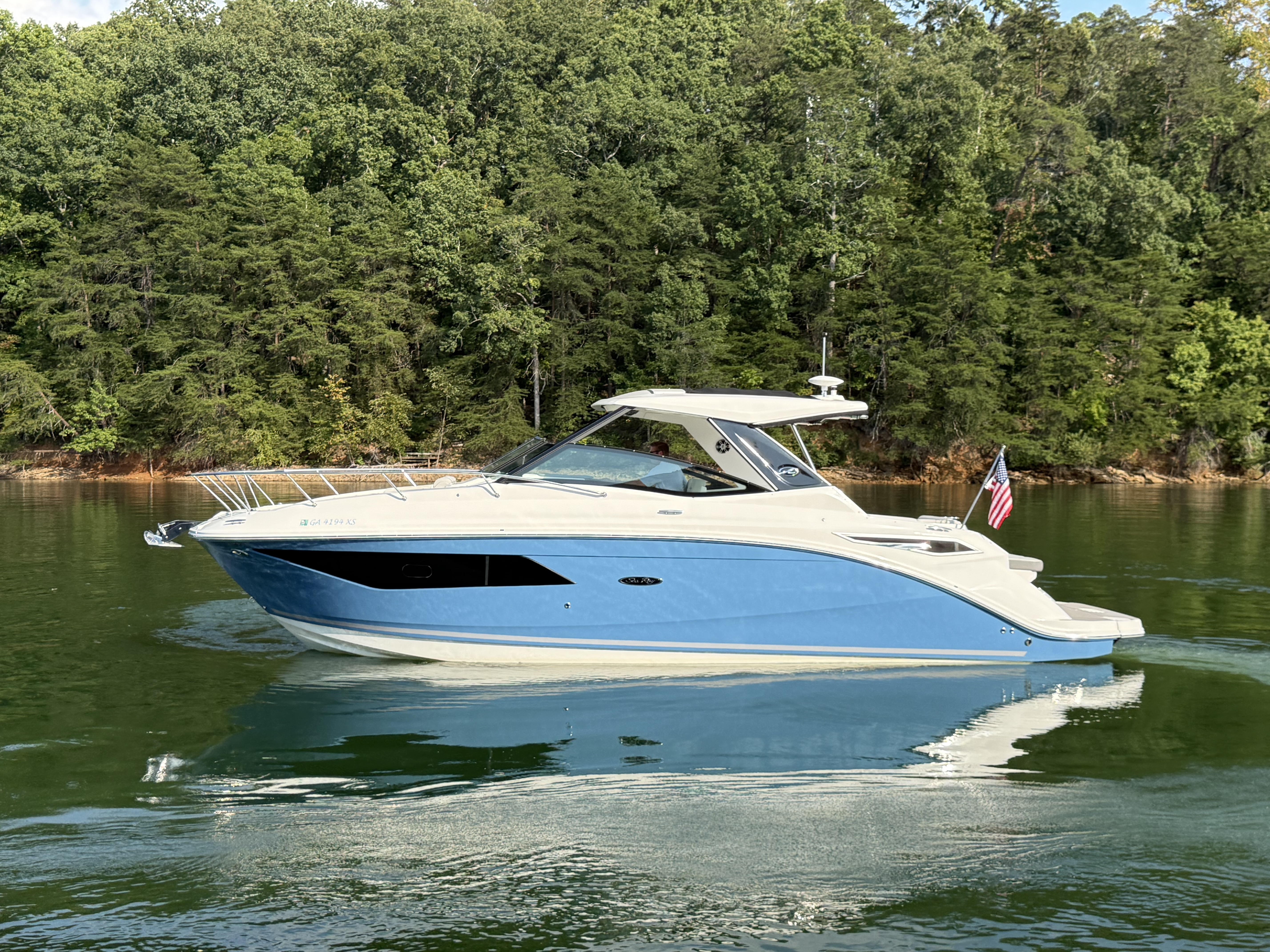 2024 Sea Ray 320 SUNDANCER Image Thumbnail #13