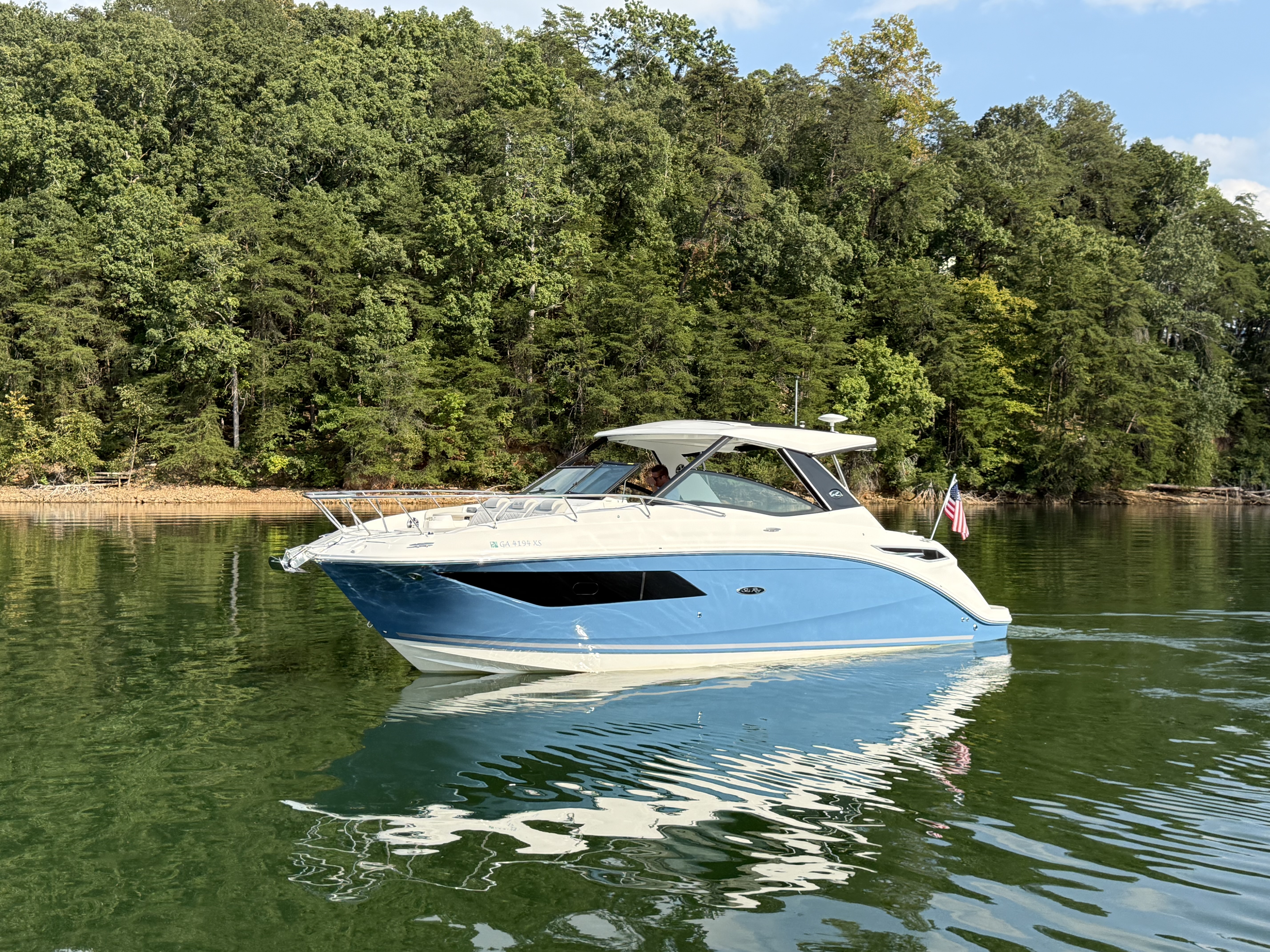 2024 Sea Ray 320 SUNDANCER Image Thumbnail #12