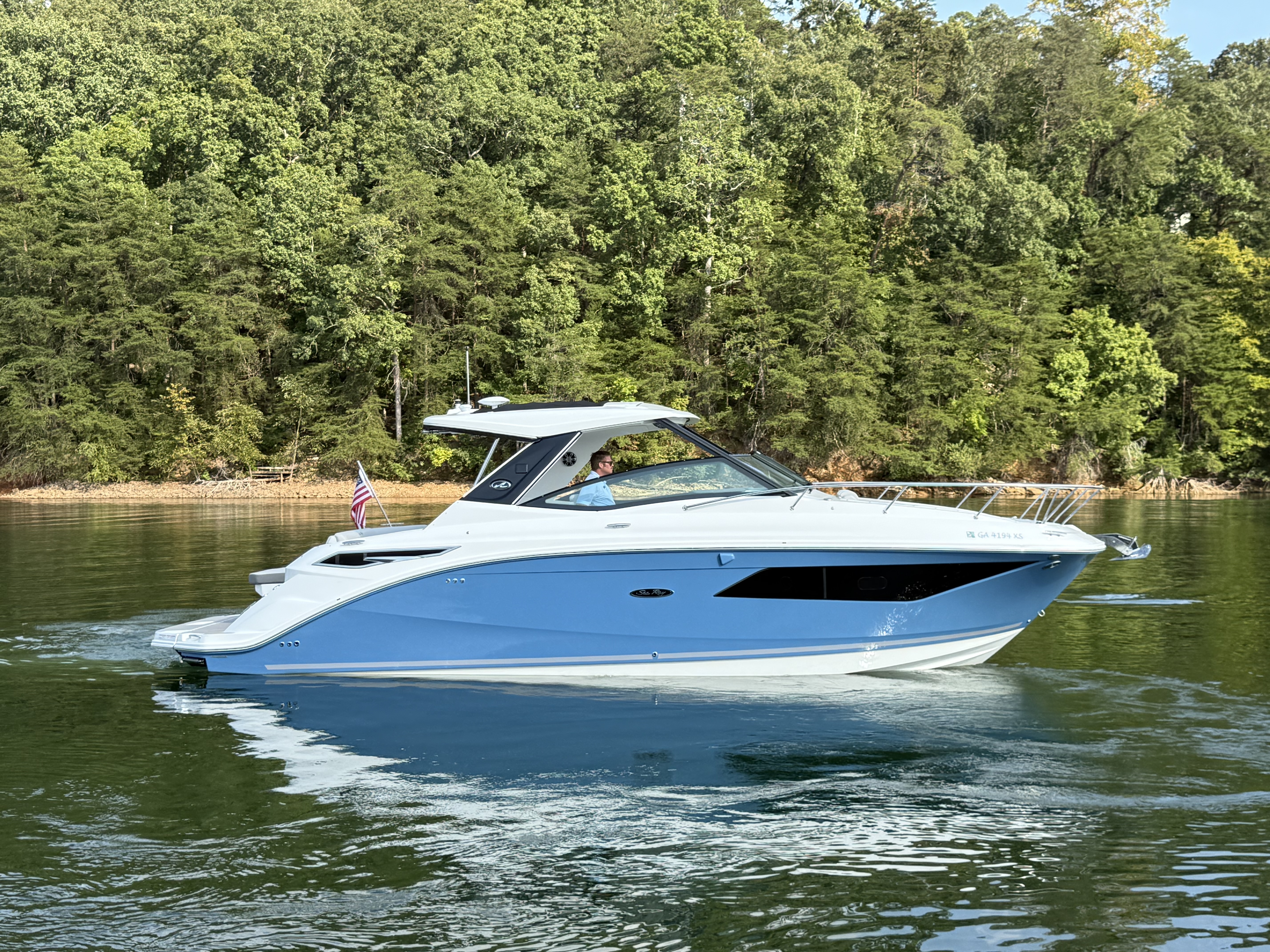 2024 Sea Ray 320 SUNDANCER Image Thumbnail #5