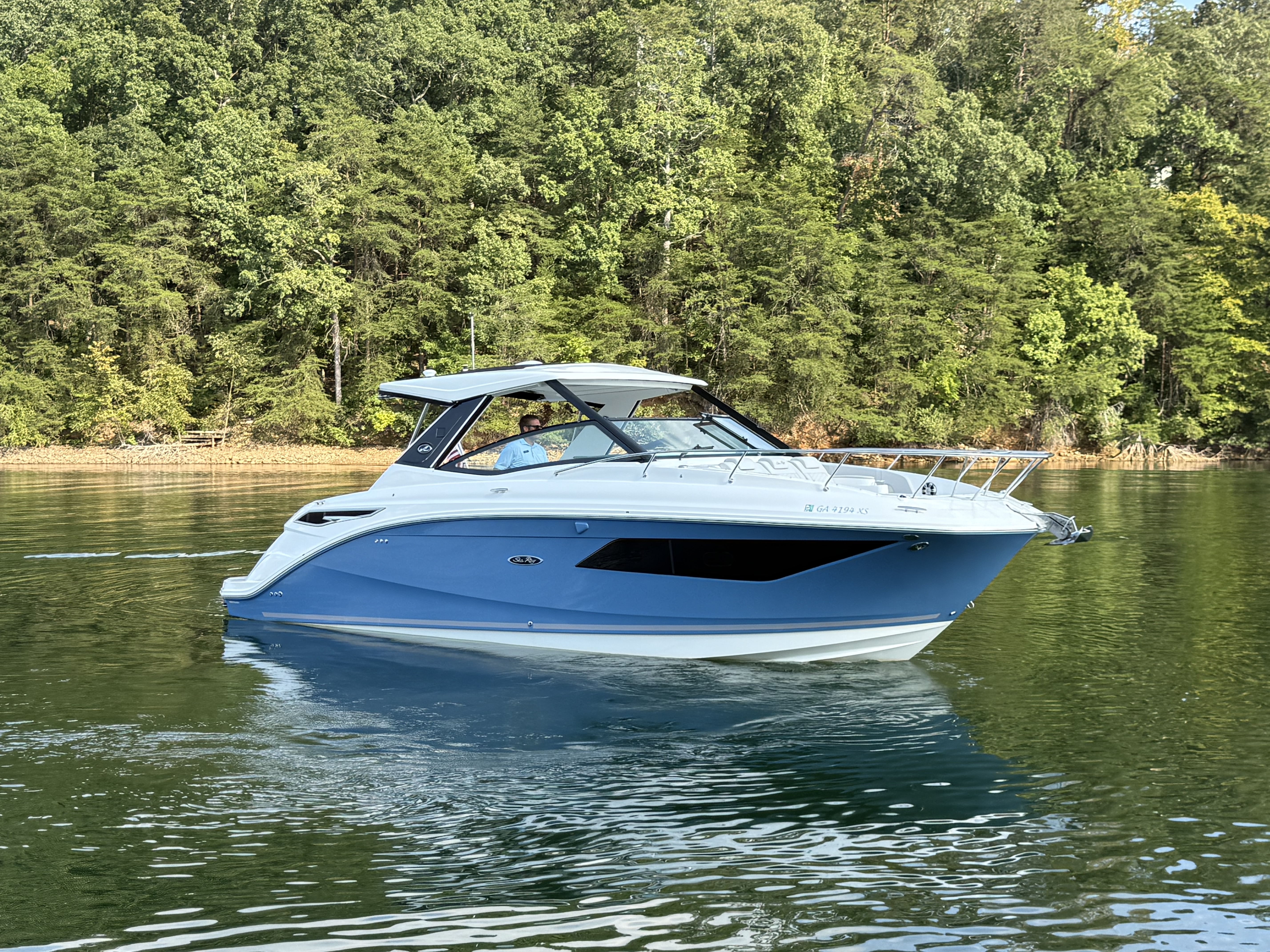 2024 Sea Ray 320 SUNDANCER Image Thumbnail #4