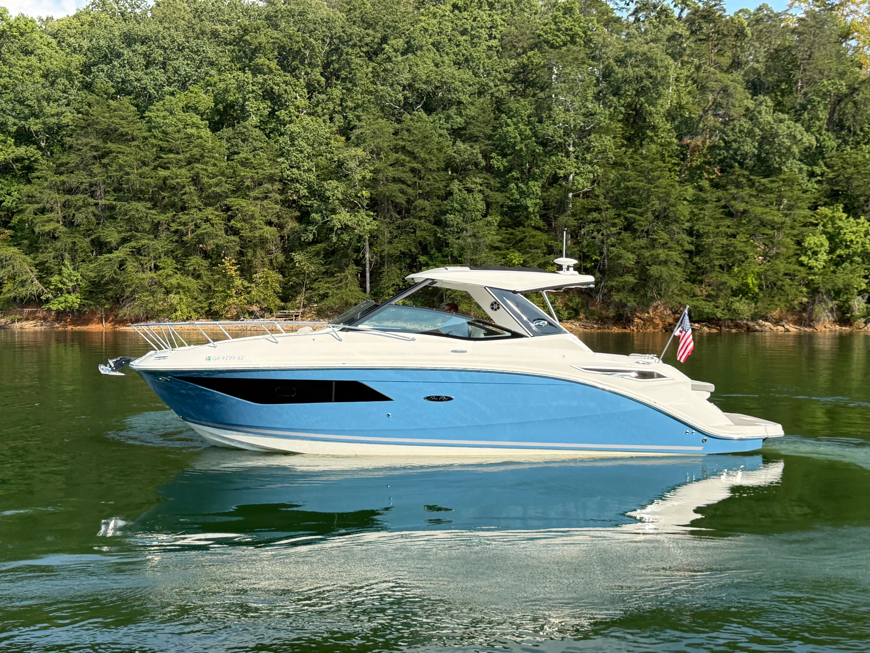 2024 Sea Ray 320 SUNDANCER Image Thumbnail #13