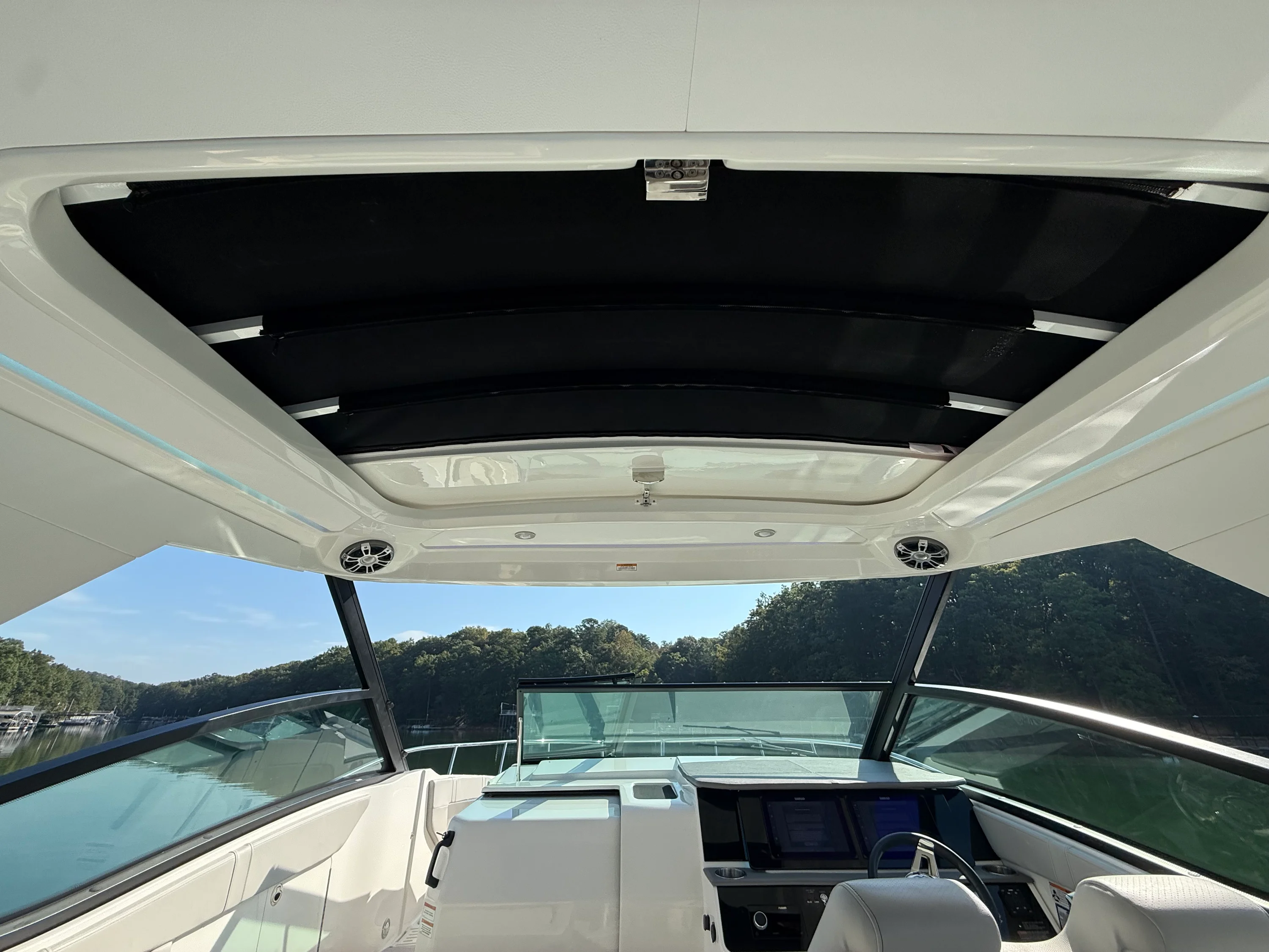 2024 Sea Ray 320 SUNDANCER Image Thumbnail #41
