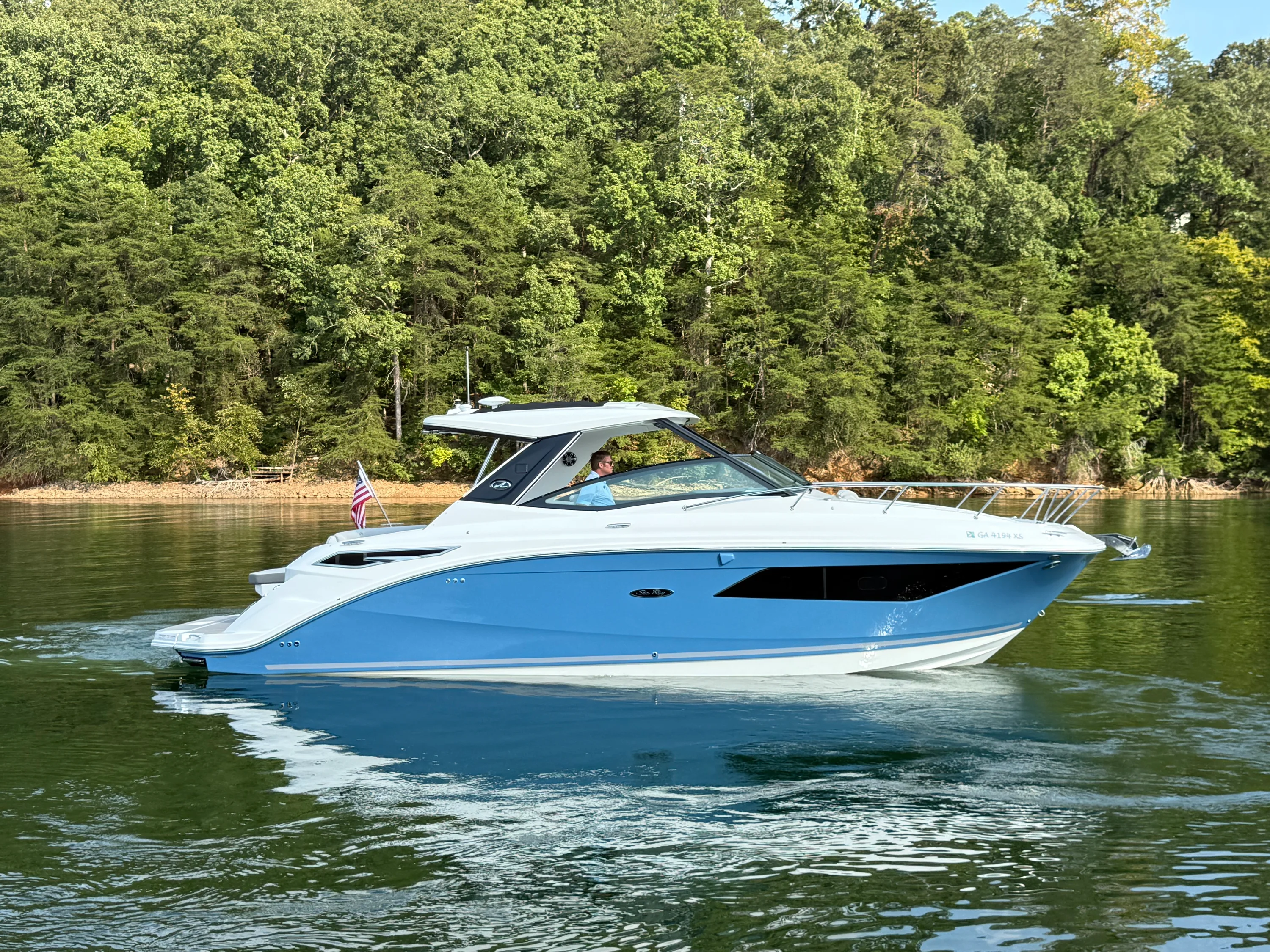 2024 Sea Ray 320 SUNDANCER Image Thumbnail #5