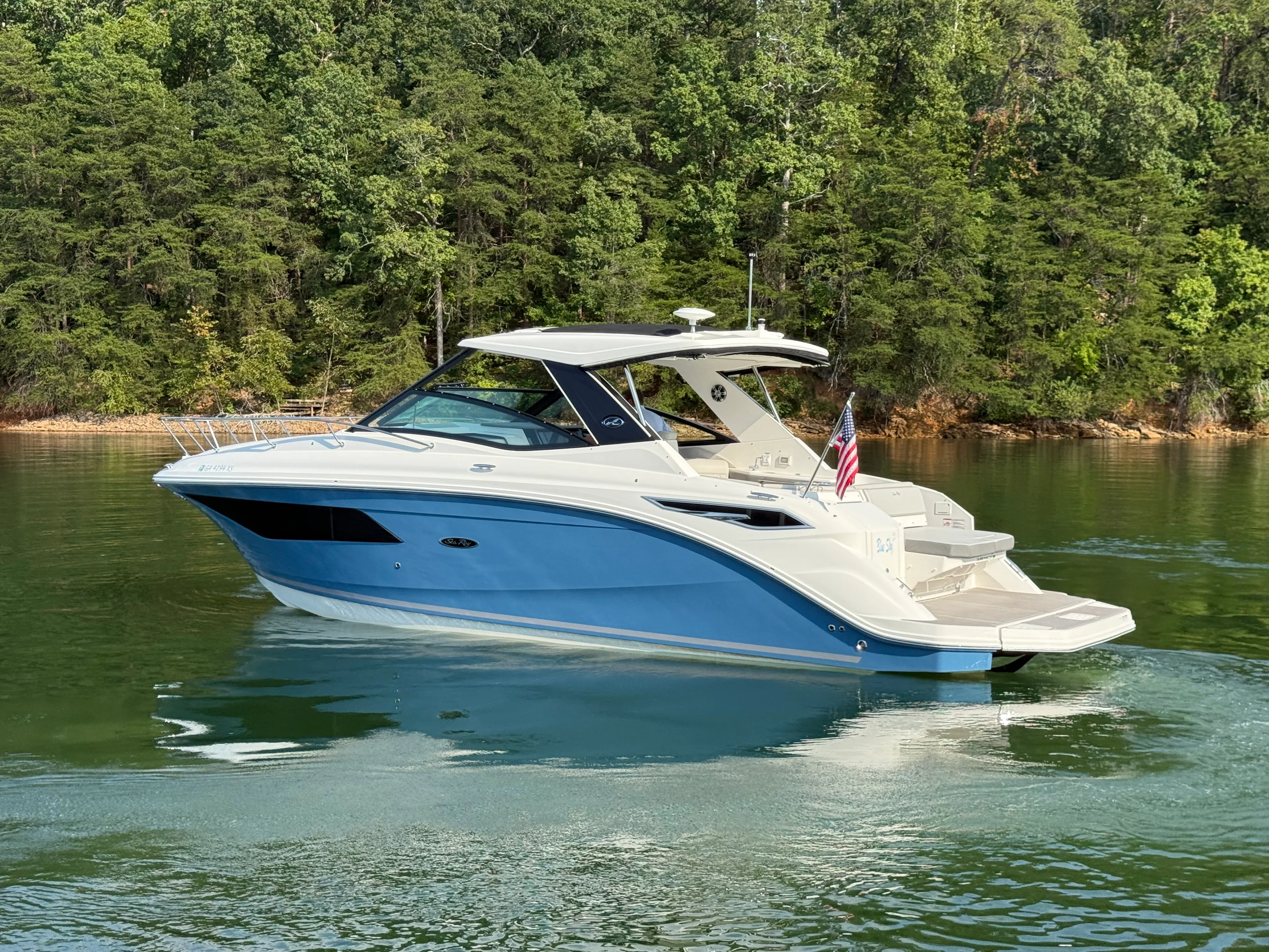 2024 Sea Ray 320 SUNDANCER Image Thumbnail #11