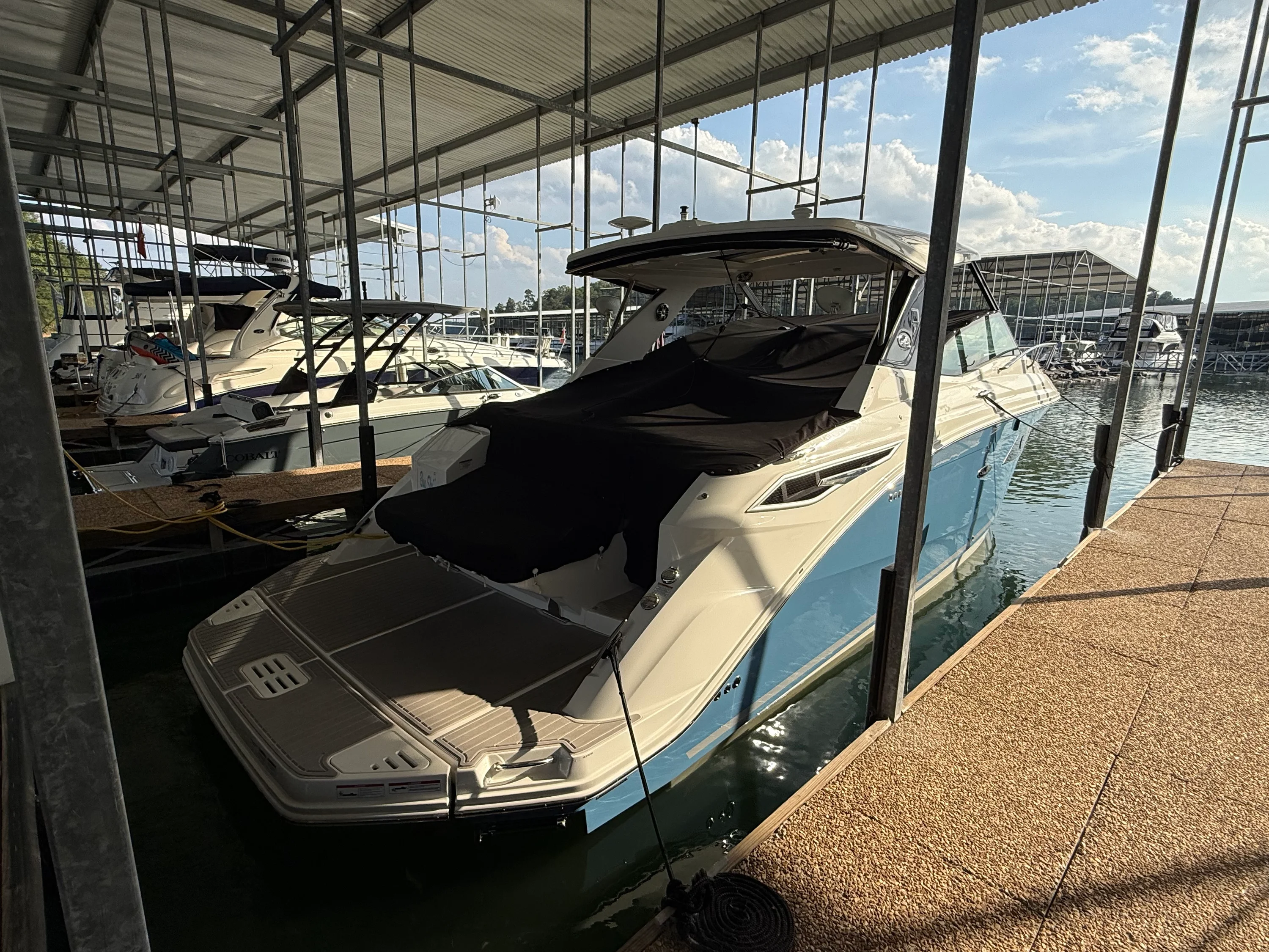2024 Sea Ray 320 SUNDANCER Image Thumbnail #16