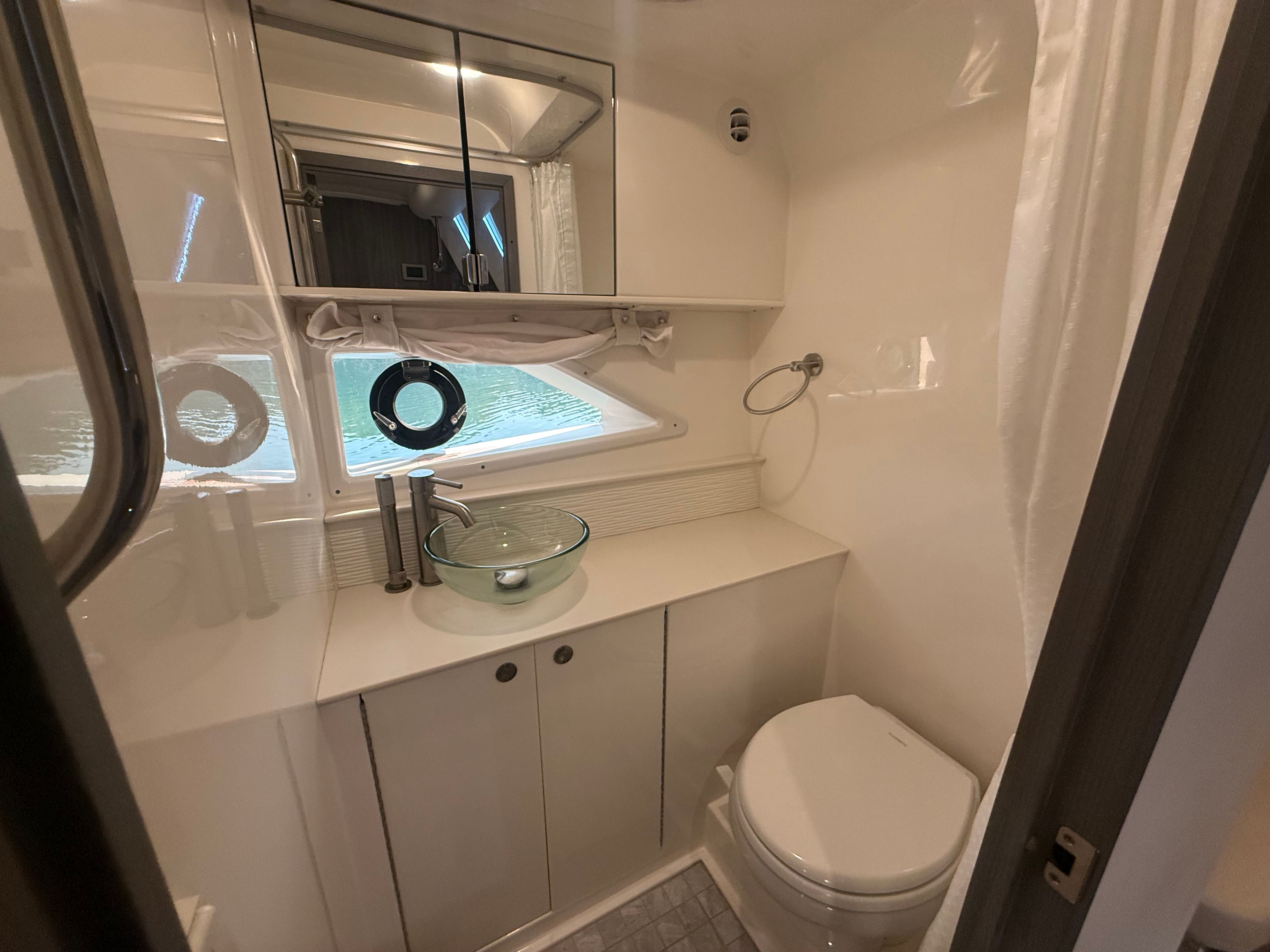 2024 Sea Ray 320 SUNDANCER Image Thumbnail #71