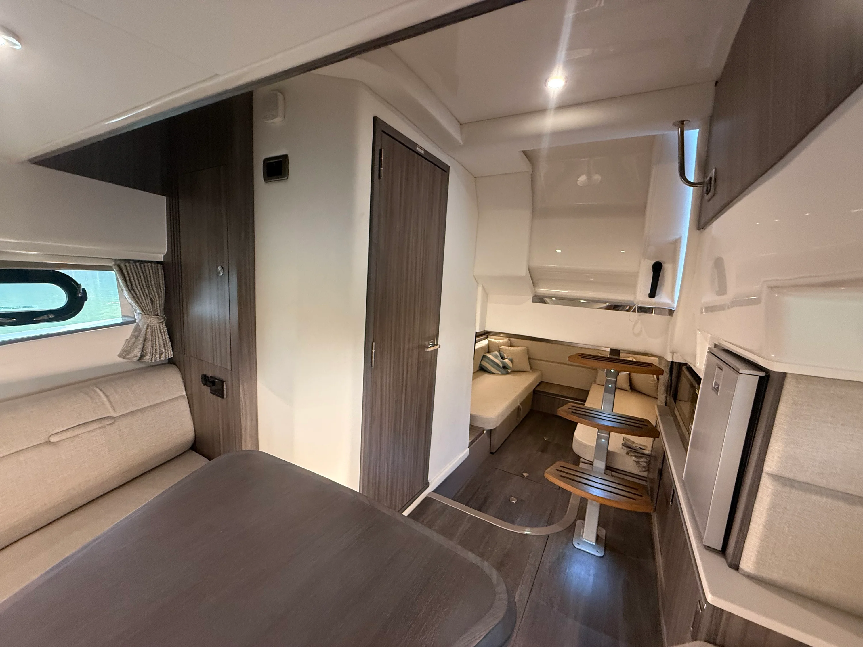 2024 Sea Ray 320 SUNDANCER Image Thumbnail #67