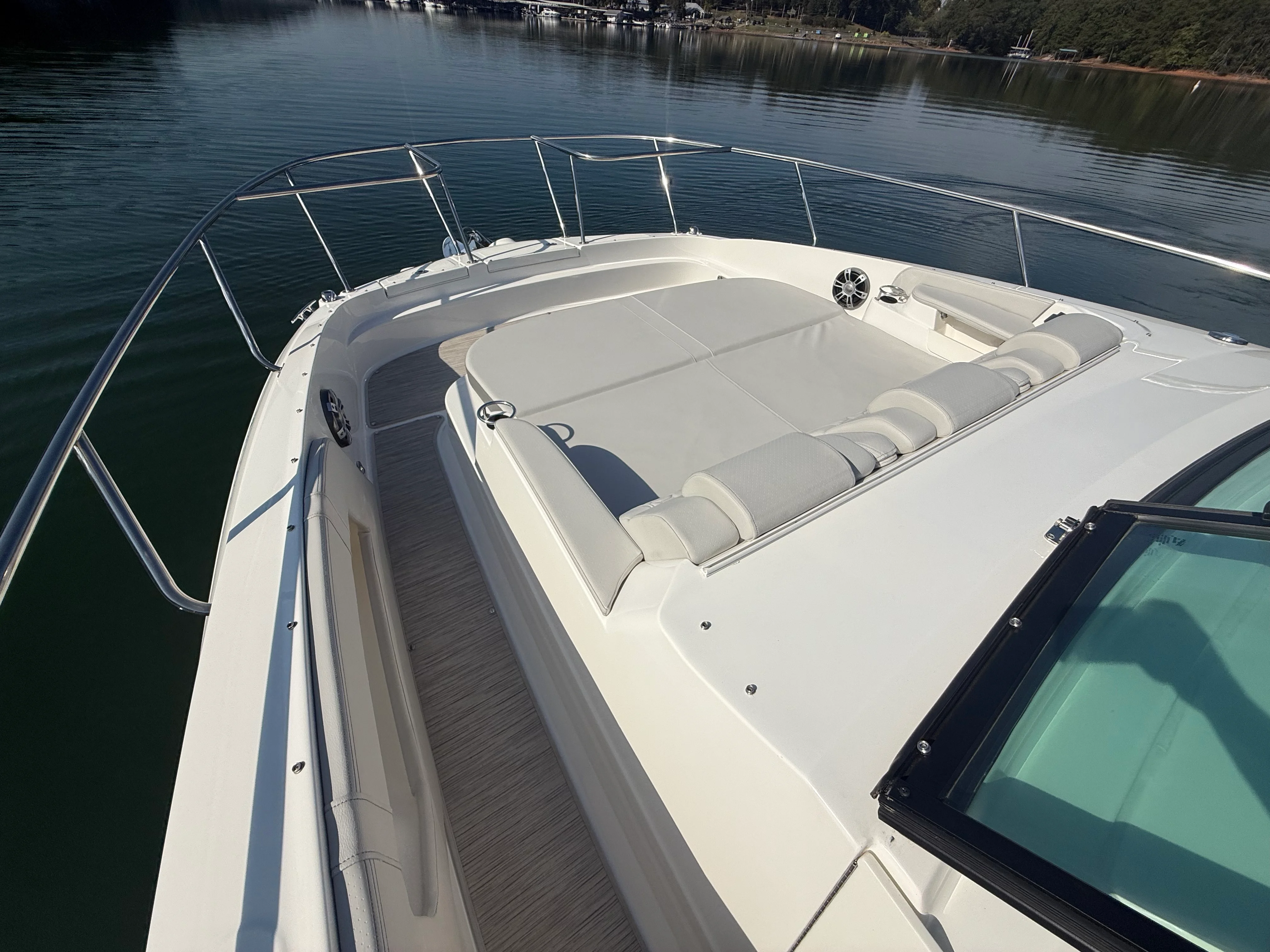 2024 Sea Ray 320 SUNDANCER Image Thumbnail #58