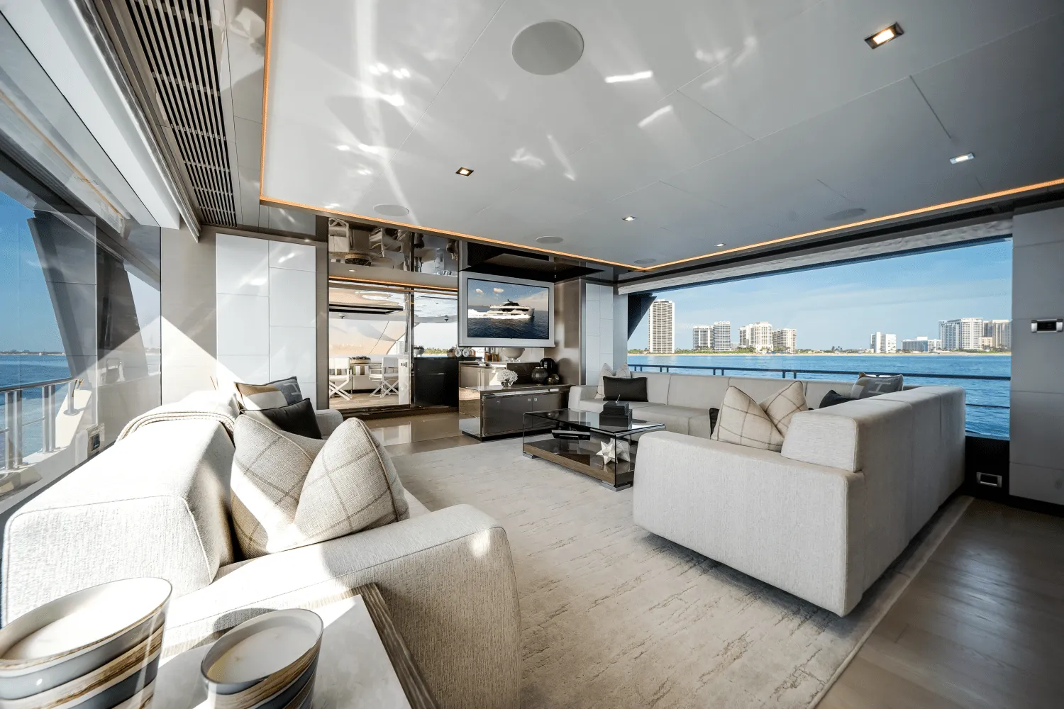 2022 Ocean Alexander 30R Image Thumbnail #61