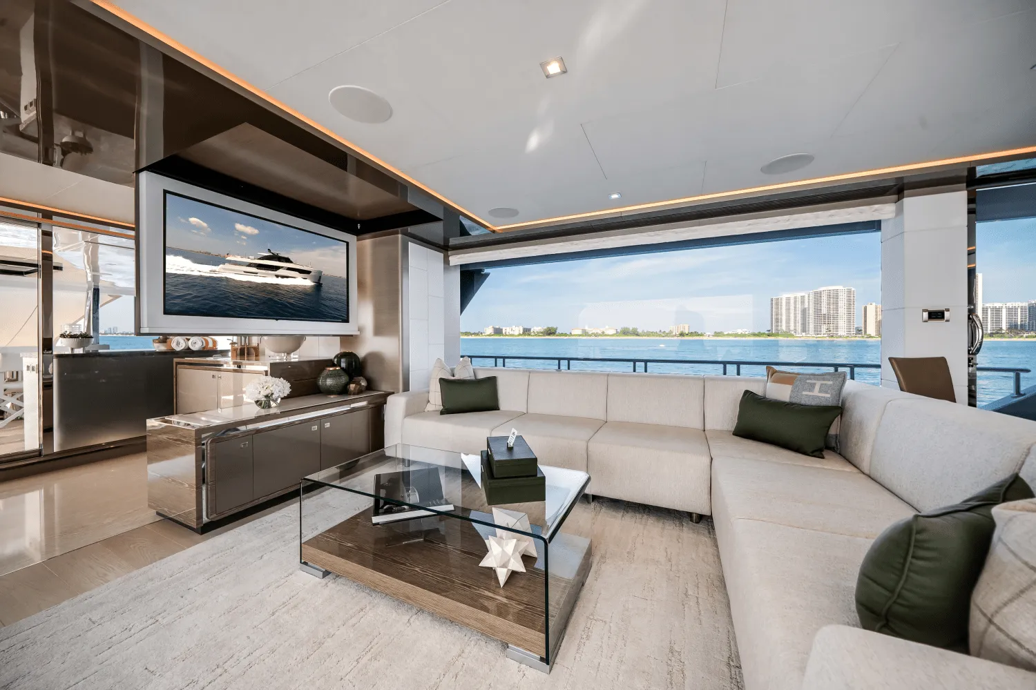 2022 Ocean Alexander 30R Image Thumbnail #60