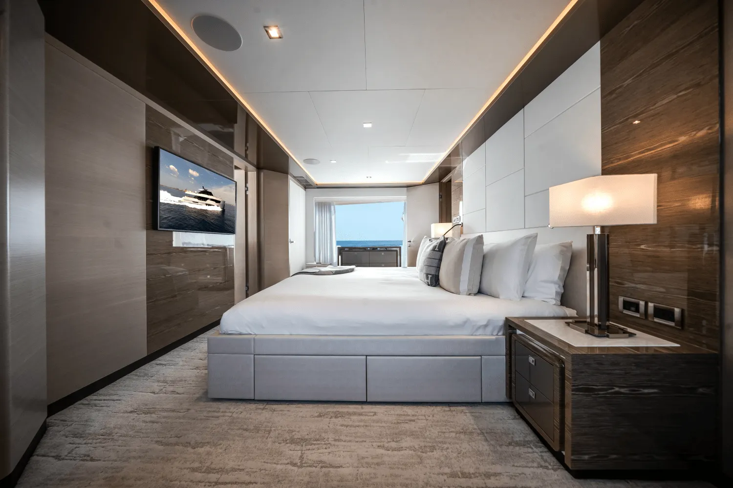 2022 Ocean Alexander 30R Image Thumbnail #42