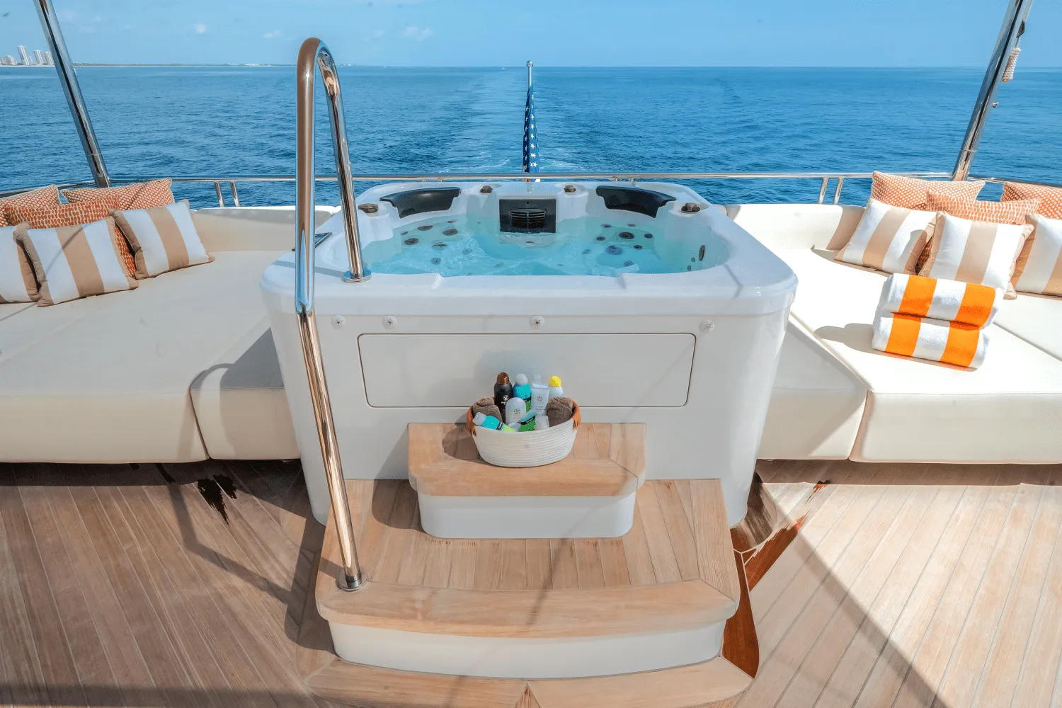 2022 Ocean Alexander 30R Image Thumbnail #95