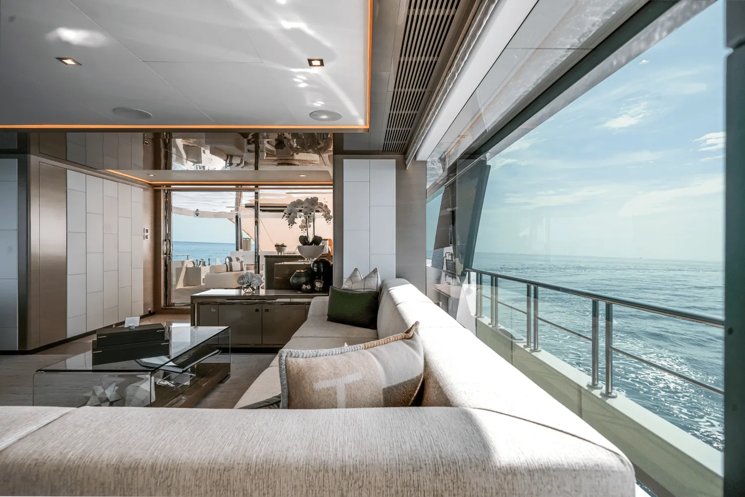 2022 Ocean Alexander 30R Image Thumbnail #69