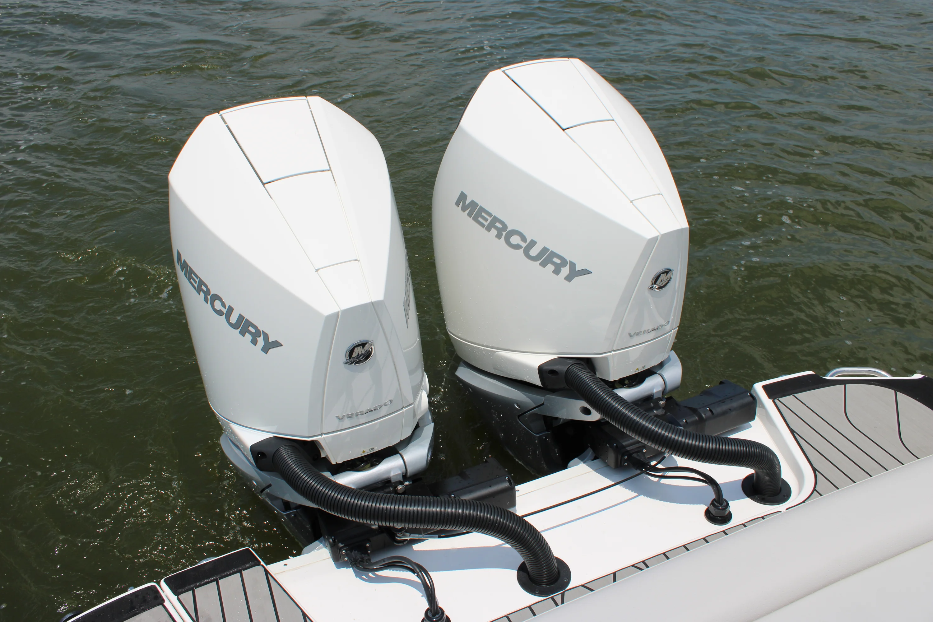 2026 Sea Ray SLX 280 Outboard Image Thumbnail #24