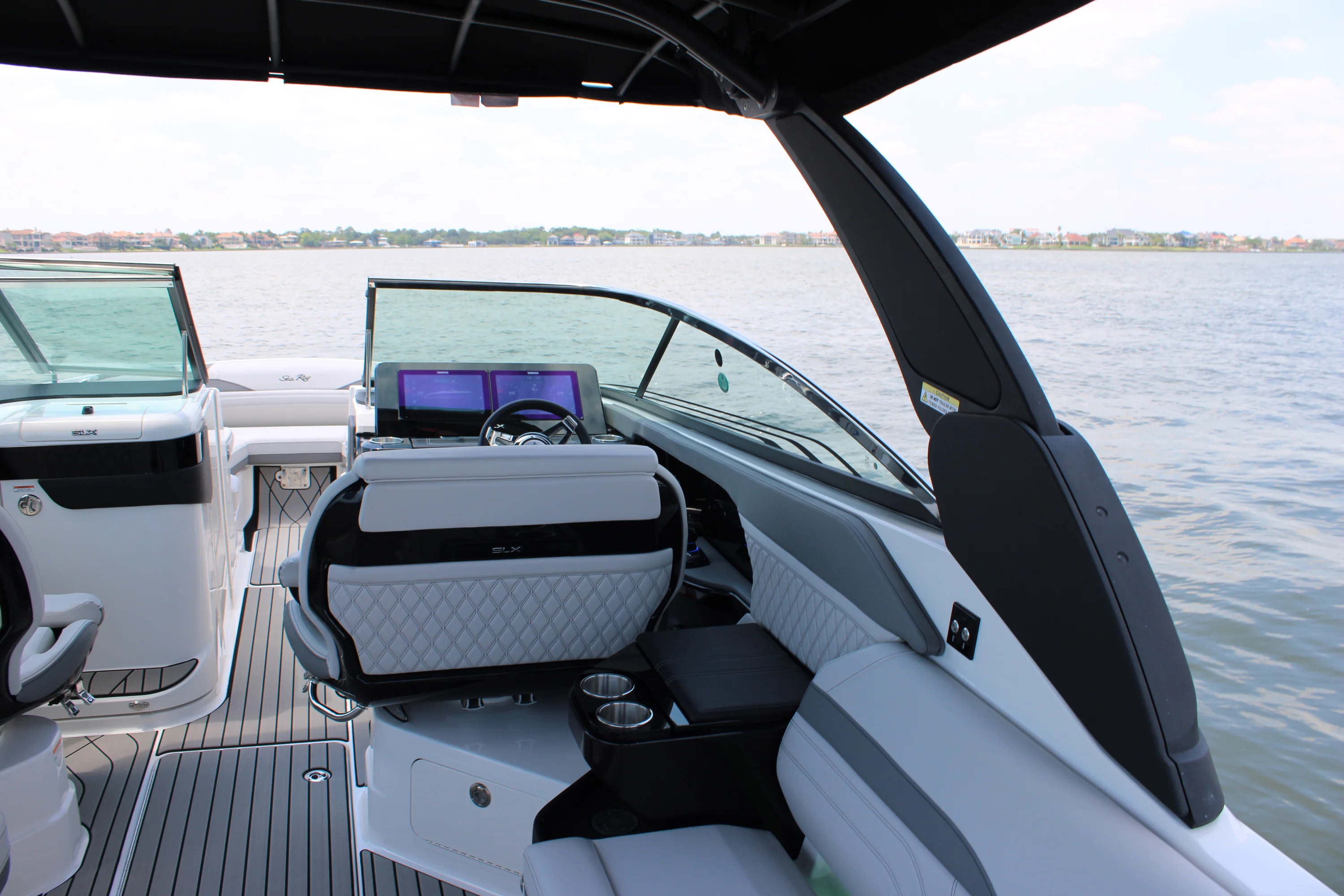 2026 Sea Ray SLX 280 Outboard Image Thumbnail #67