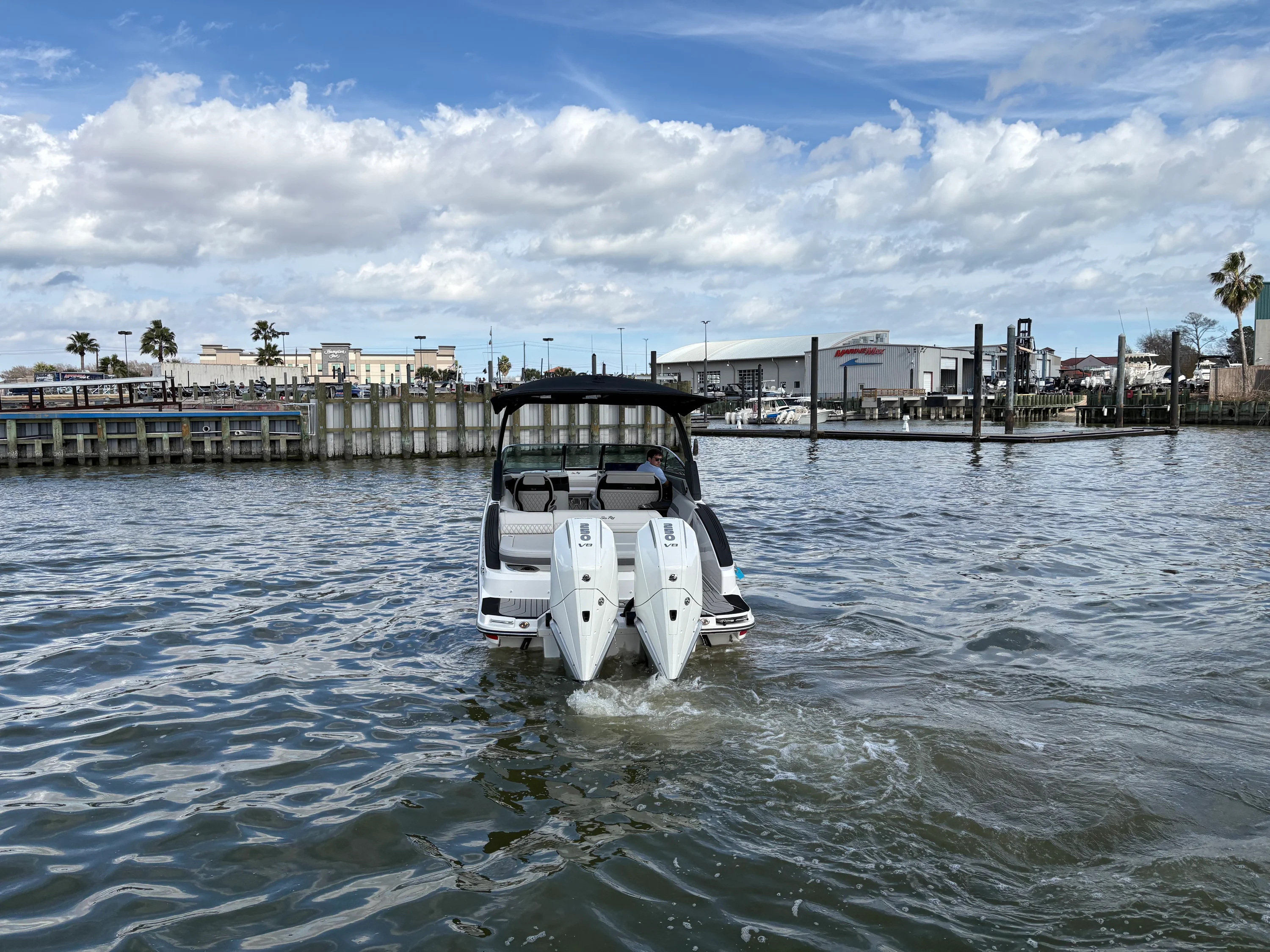 2026 Sea Ray SLX 280 Outboard Image Thumbnail #3